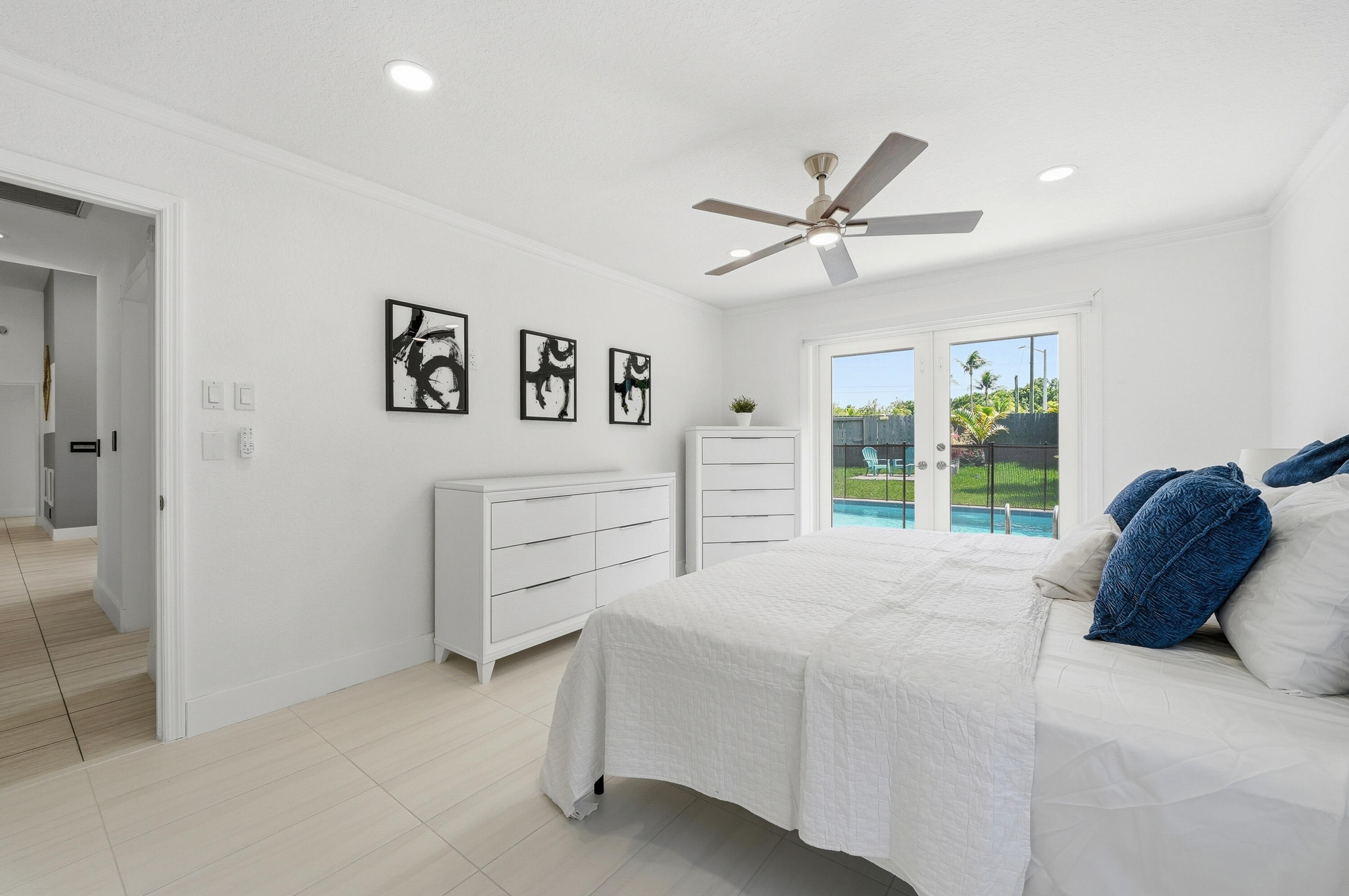 MEADOWS 300 1 - Residential
