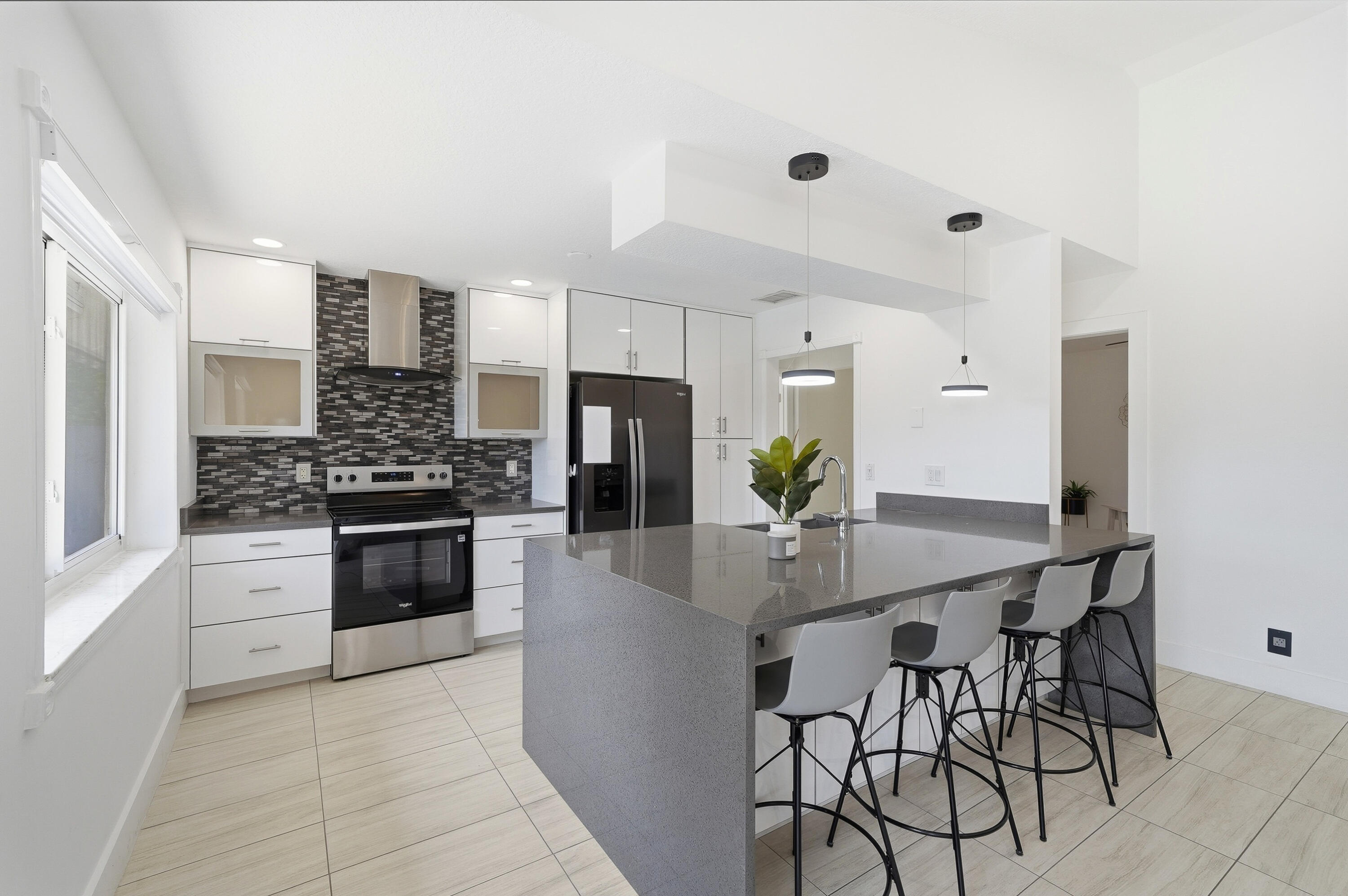 MEADOWS 300 1 - Residential