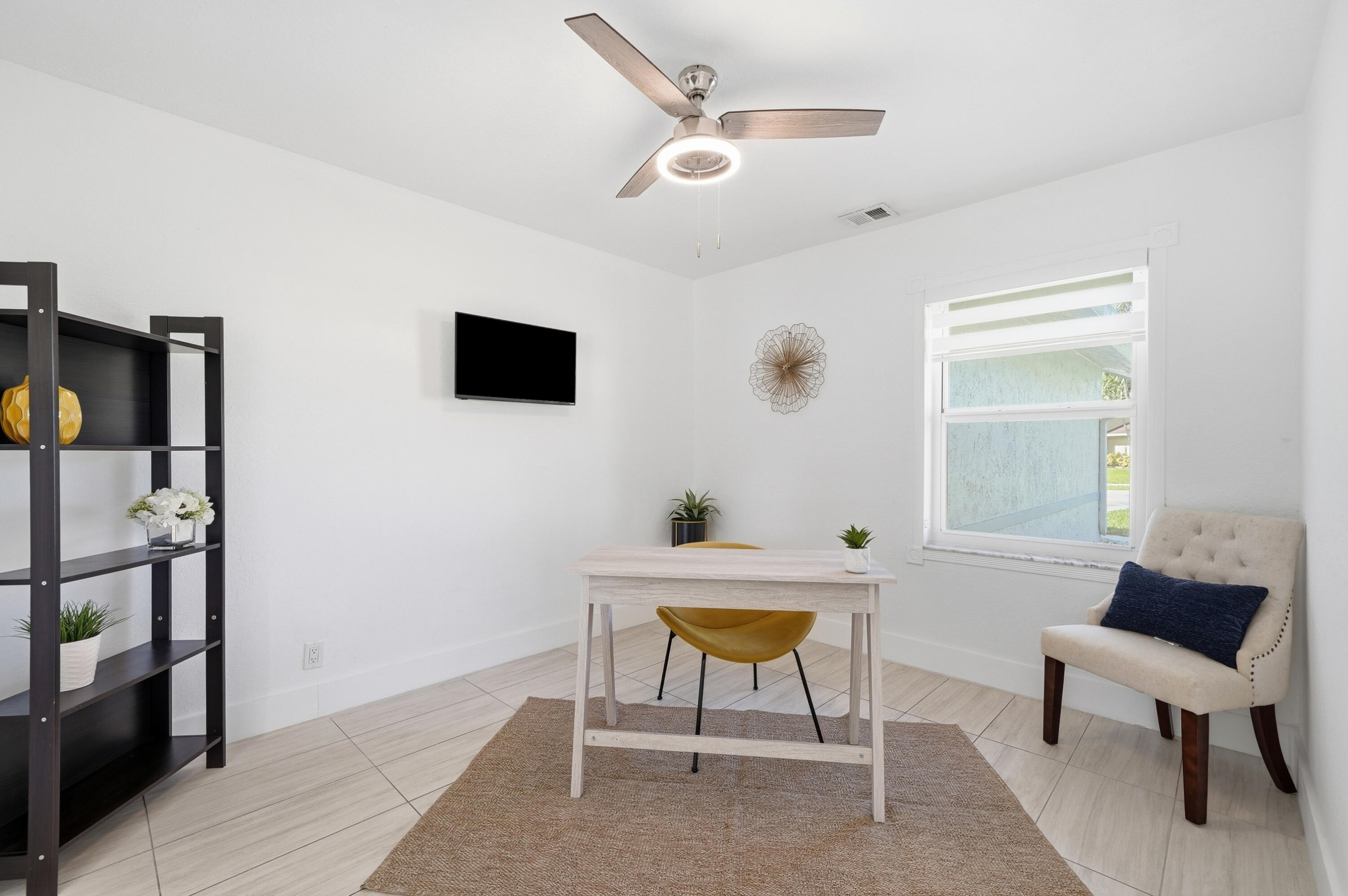 MEADOWS 300 1 - Residential