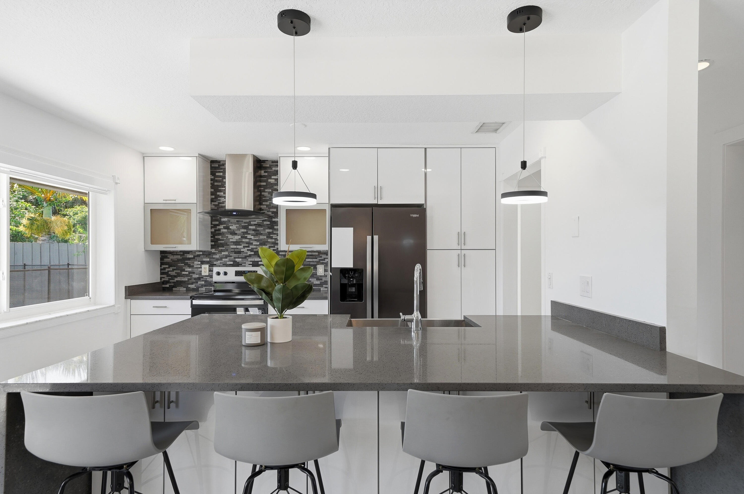 MEADOWS 300 1 - Residential