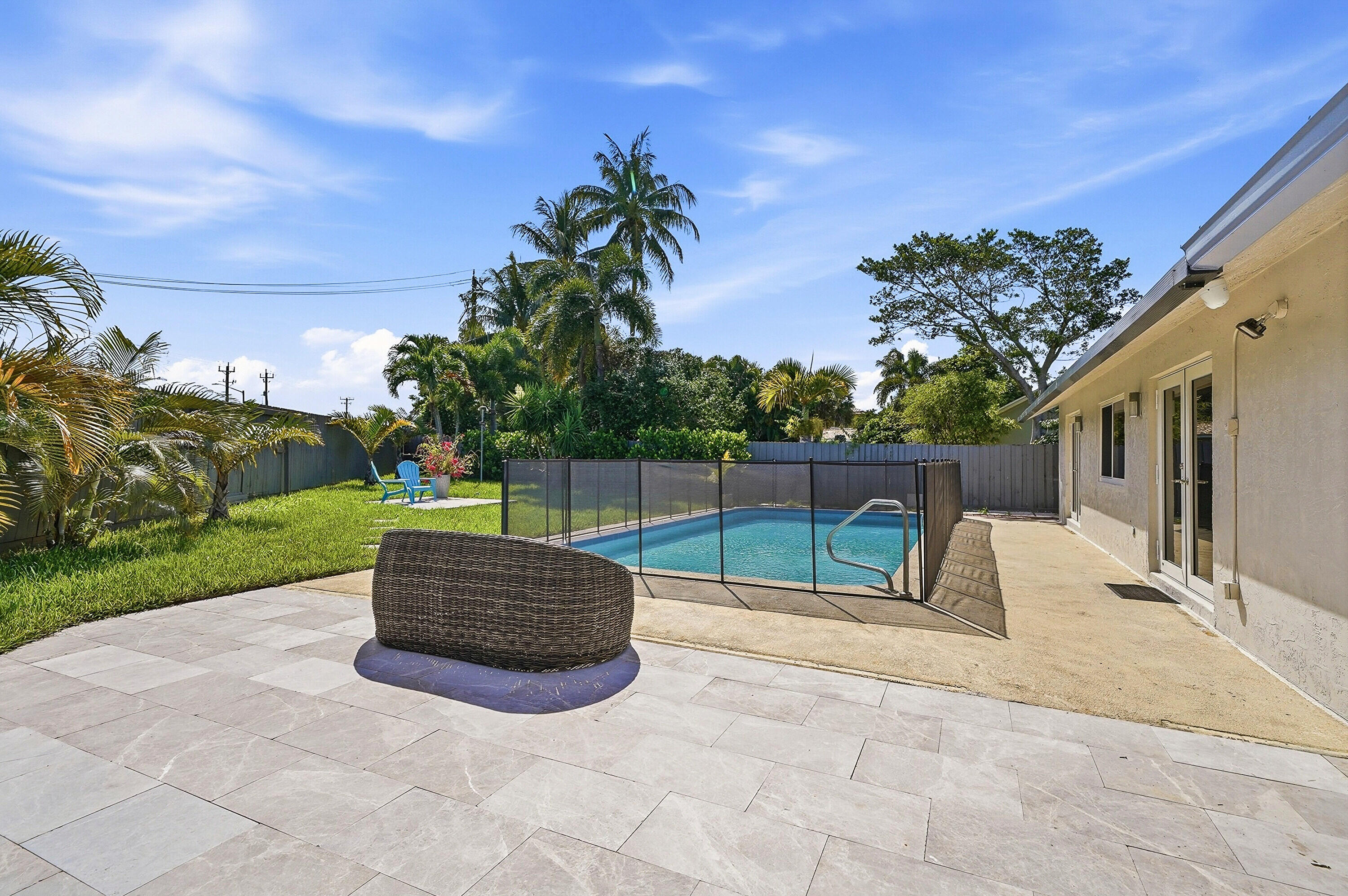 MEADOWS 300 1 - Residential
