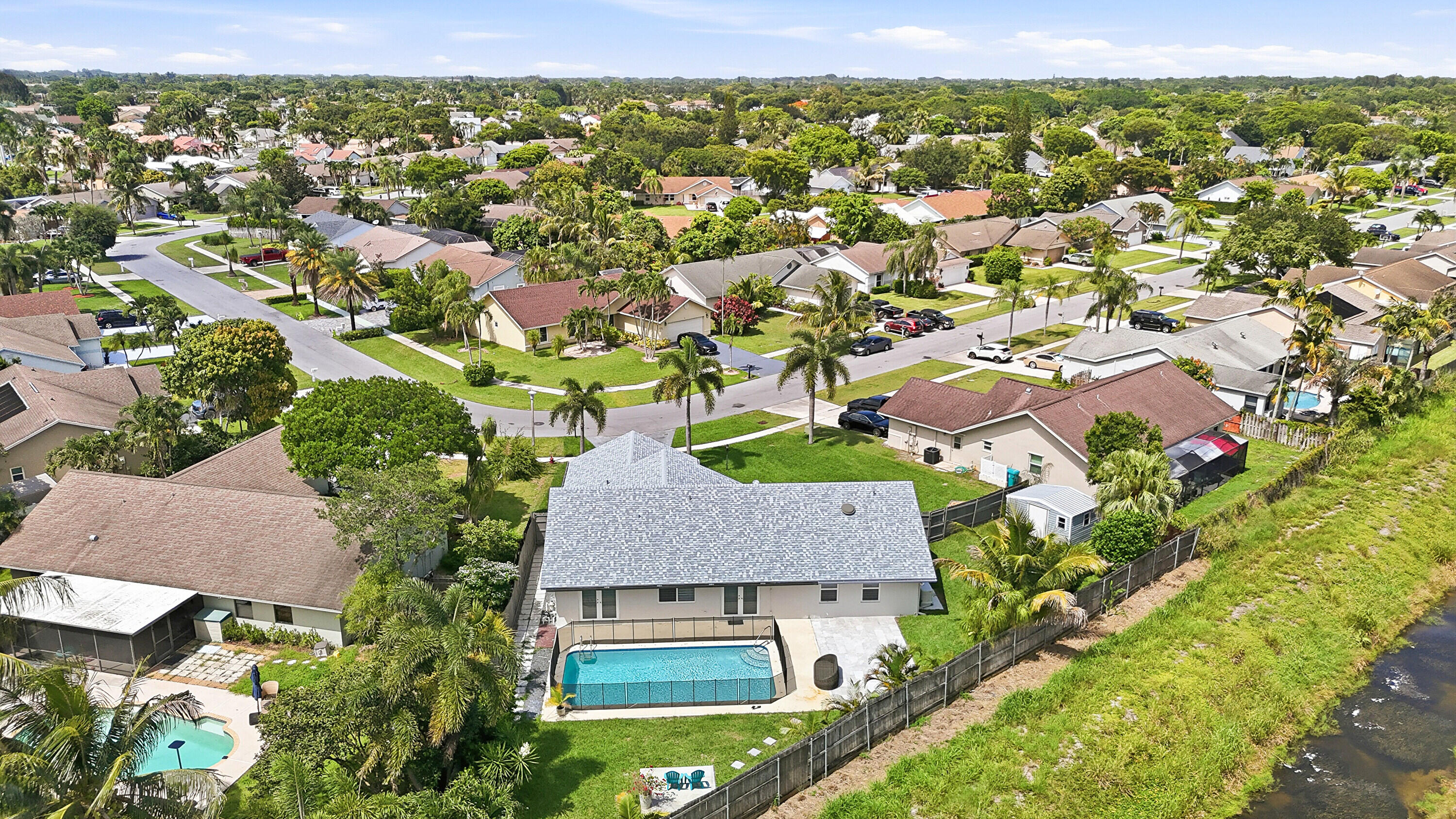MEADOWS 300 1 - Residential
