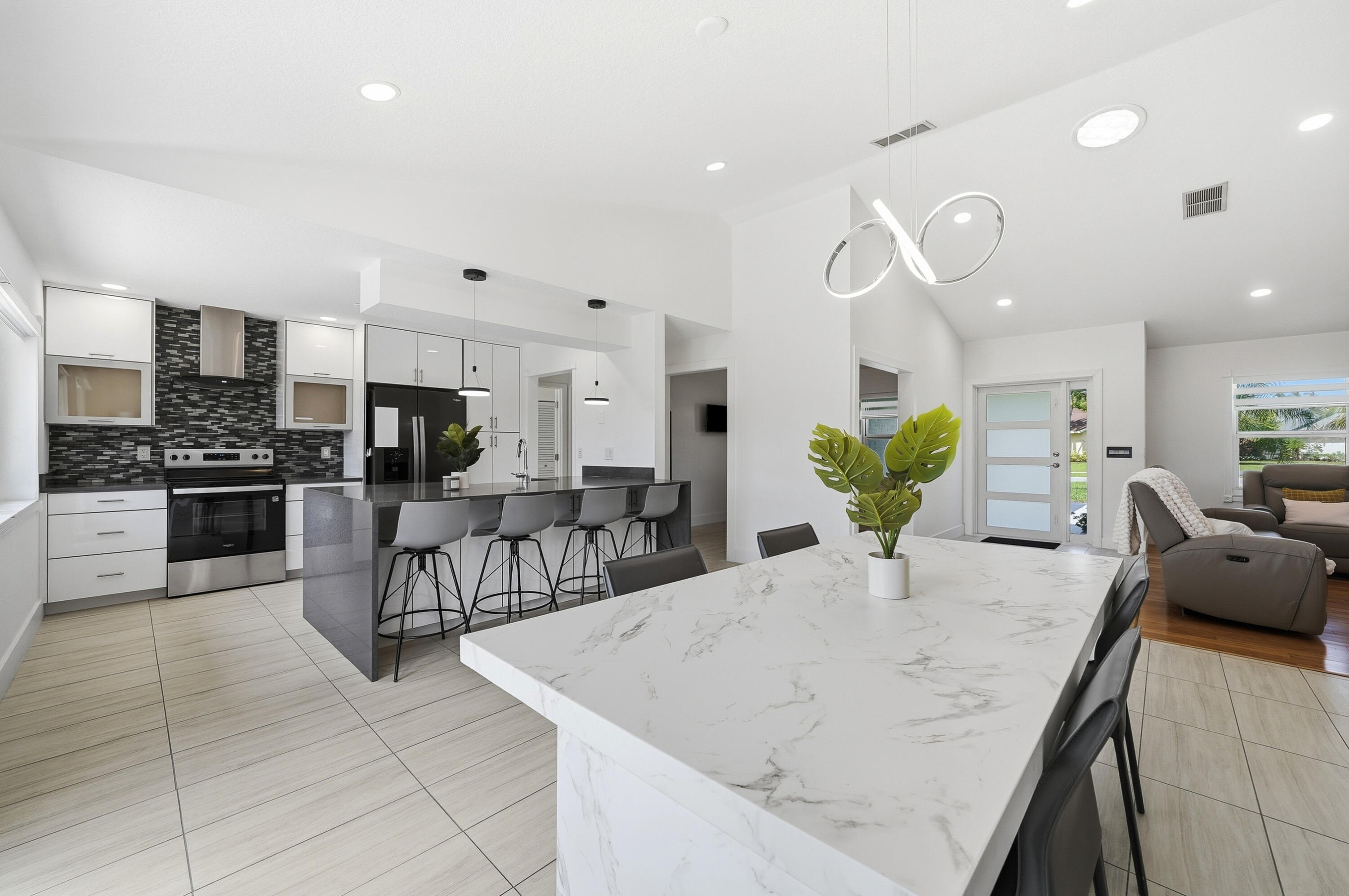 MEADOWS 300 1 - Residential