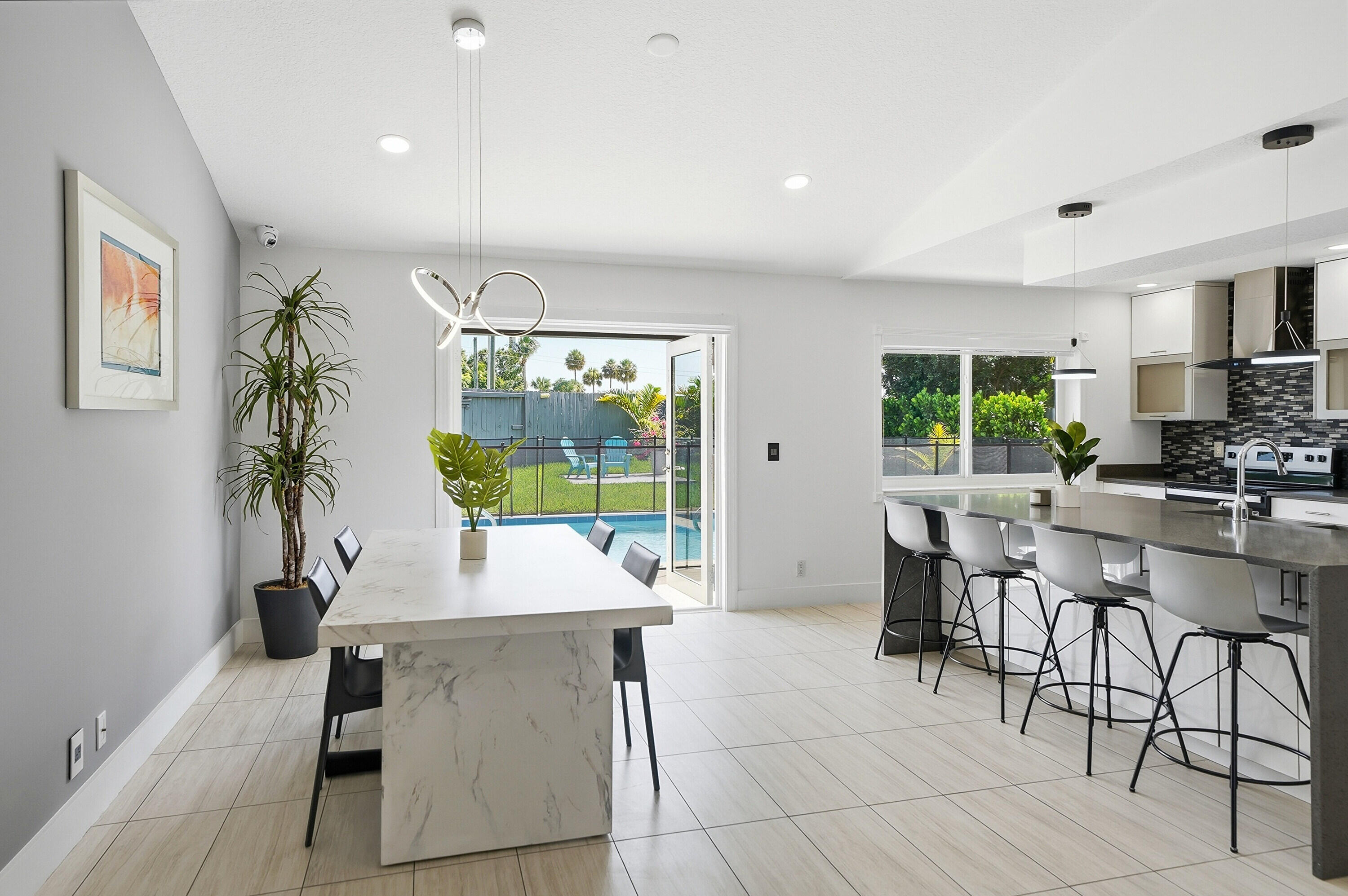 MEADOWS 300 1 - Residential