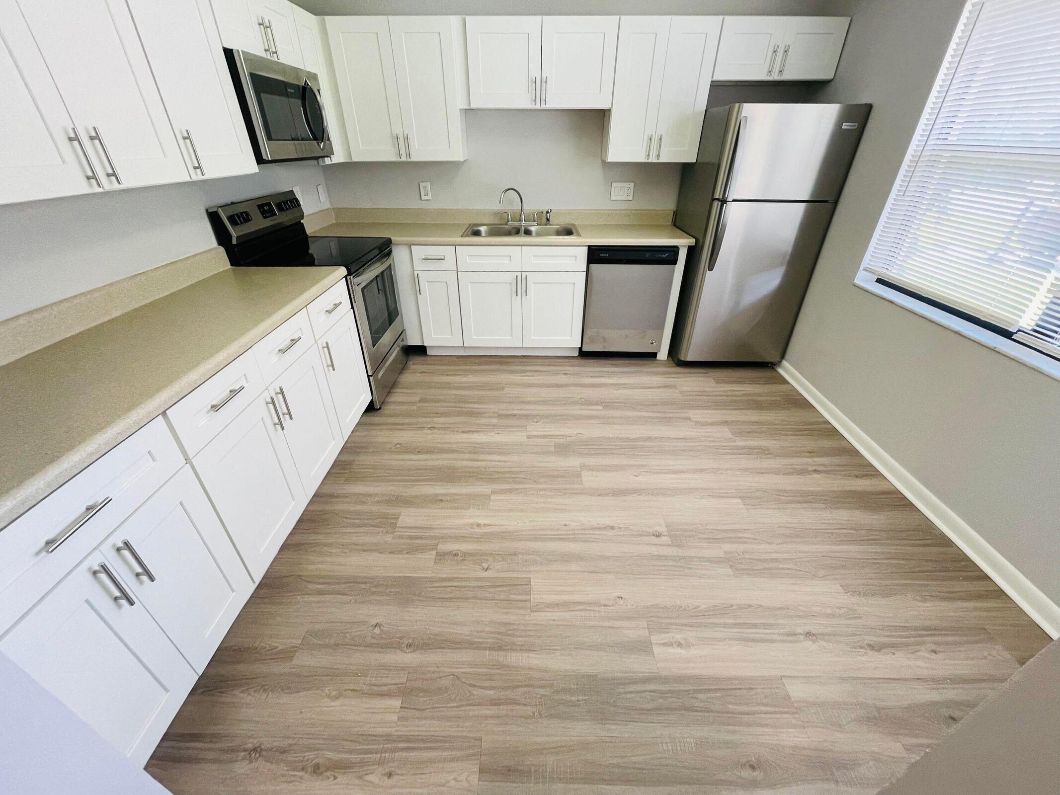 PARK LANE VILLAS - Residential Lease