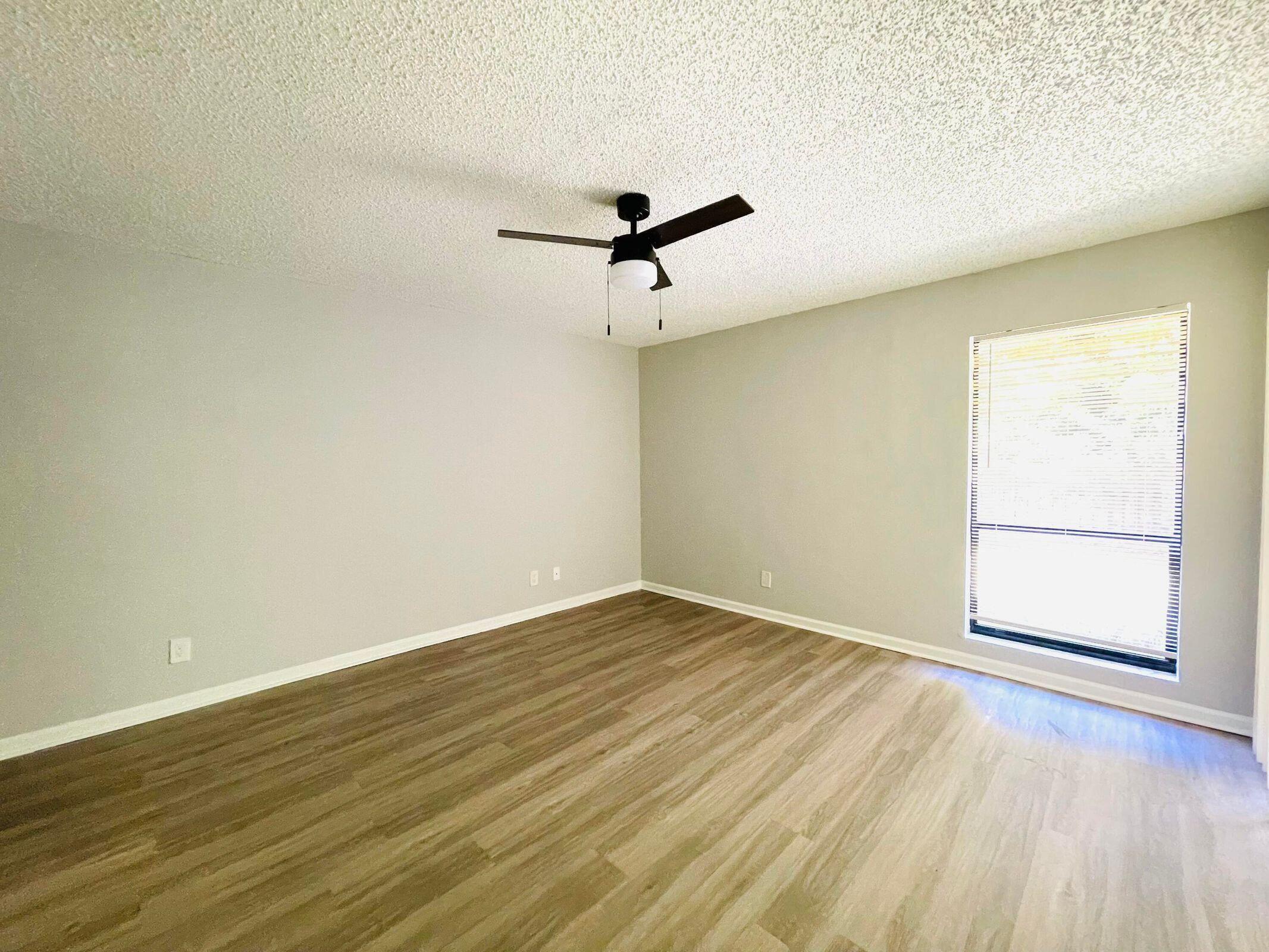 PARK LANE VILLAS - Residential Lease