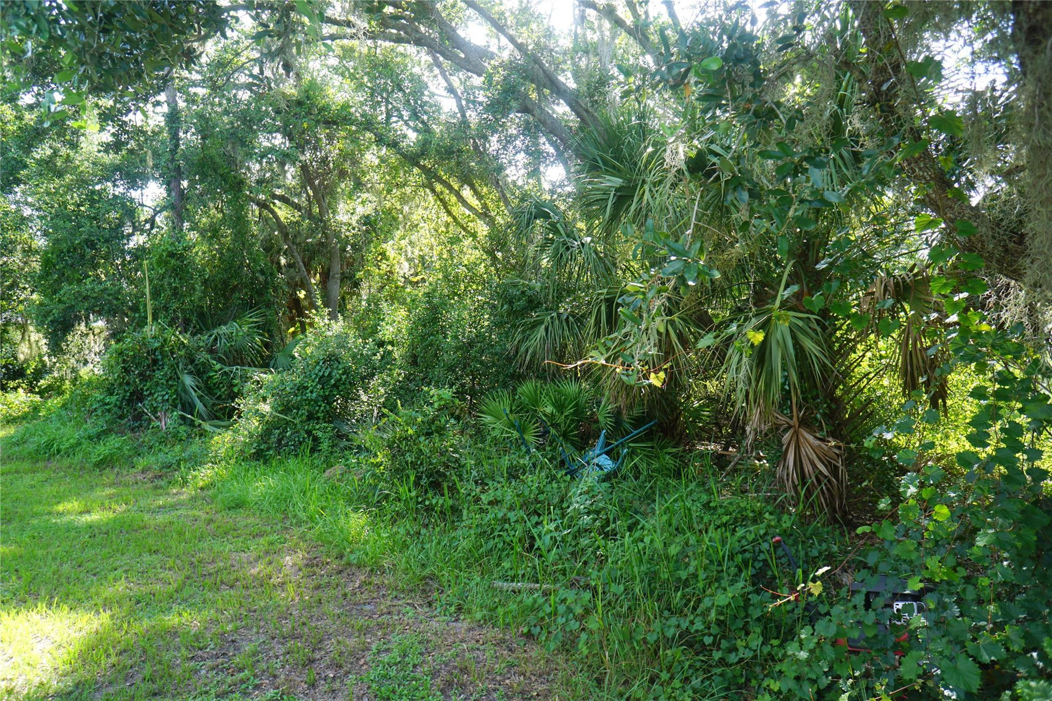 Port Charlotte - Land