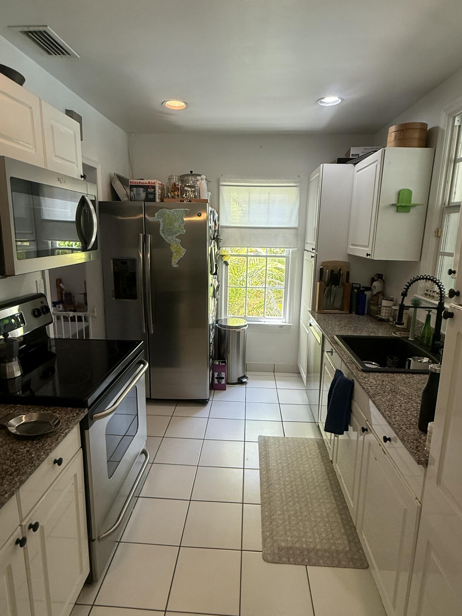 RIO VISTA C J HECTORS RESUB - Residential
