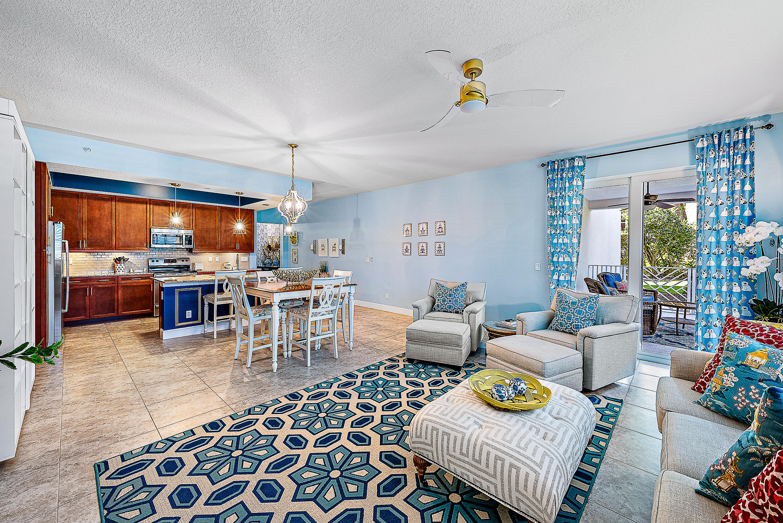 Bay Colony - Residential