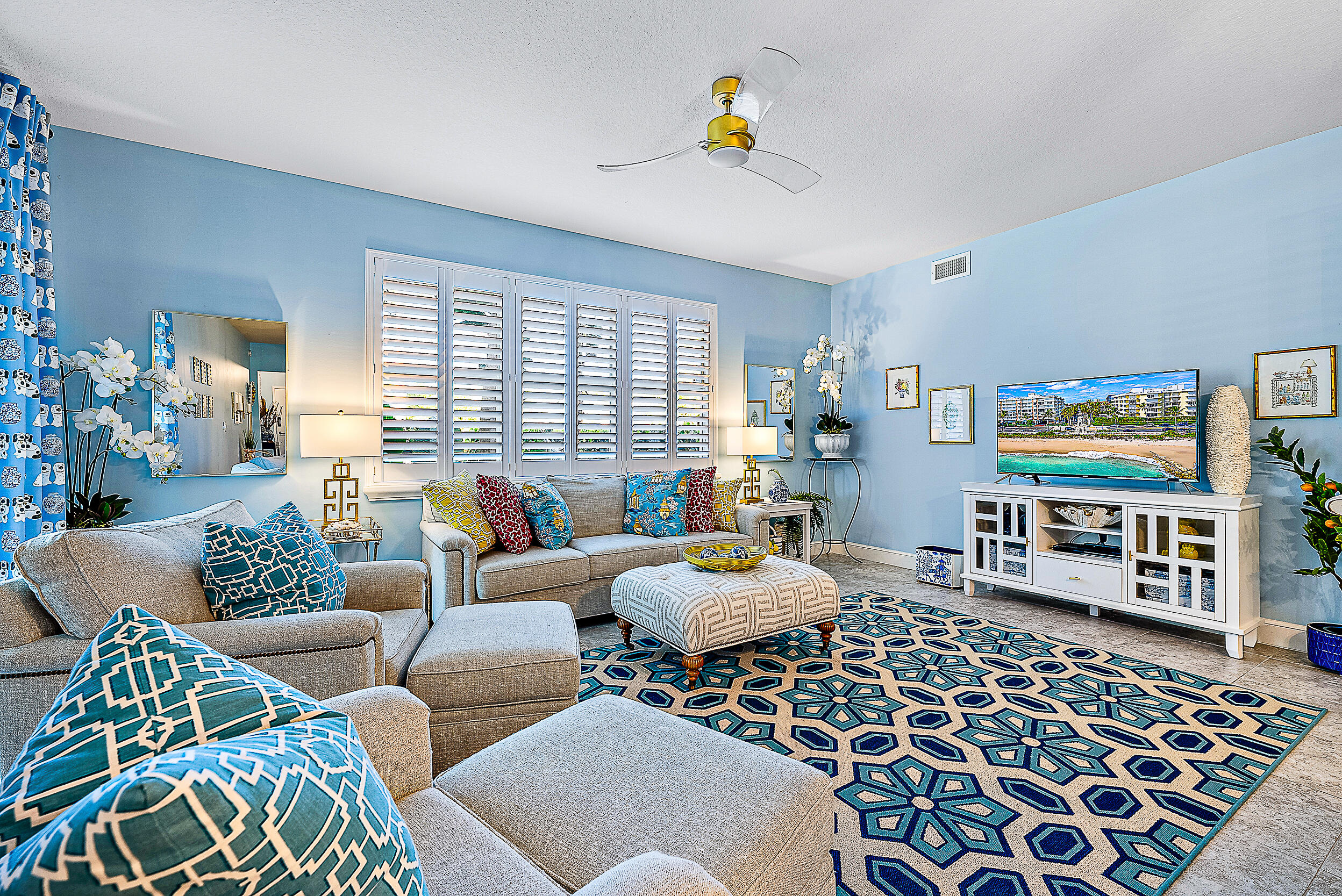 Bay Colony - Residential