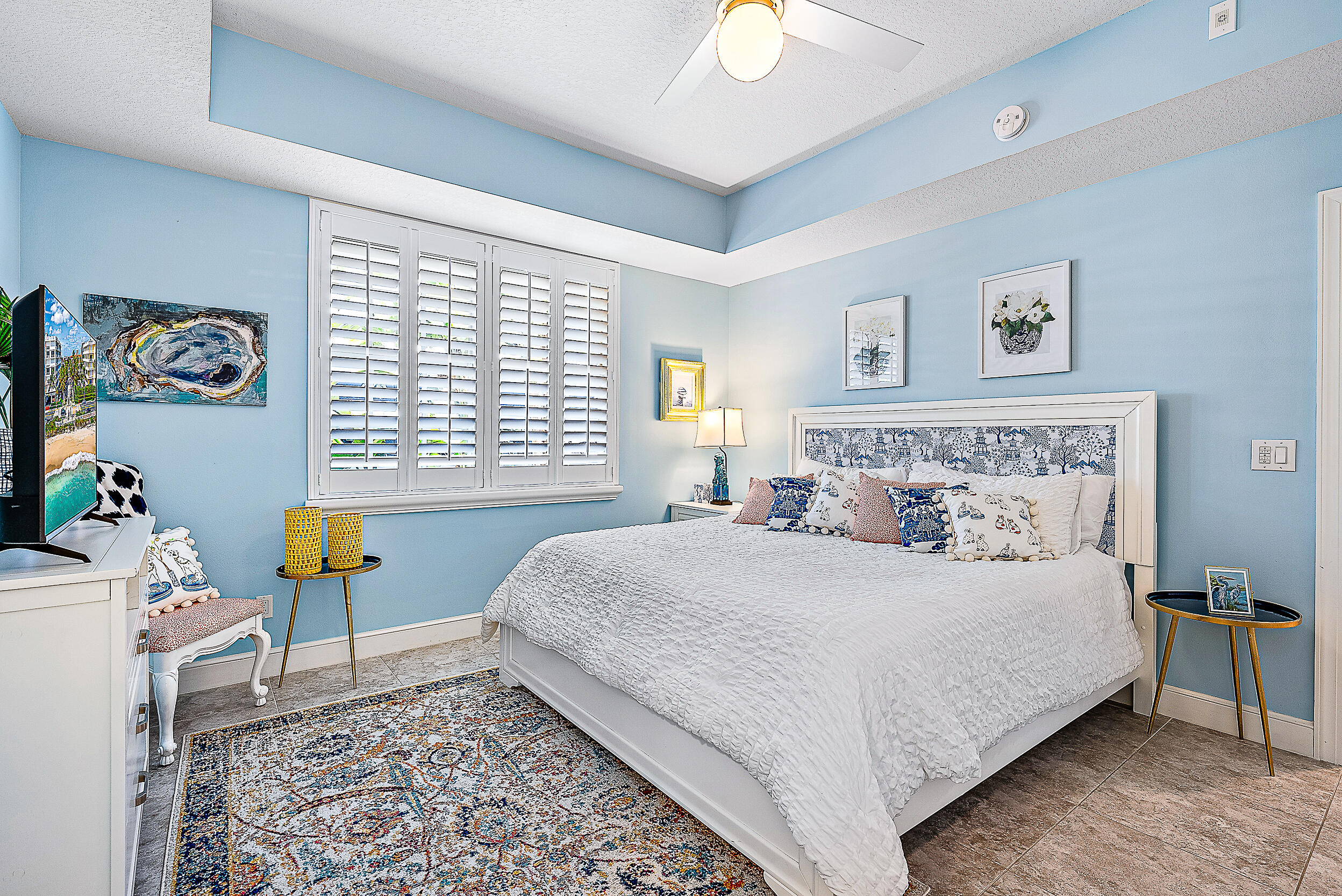 Bay Colony - Residential