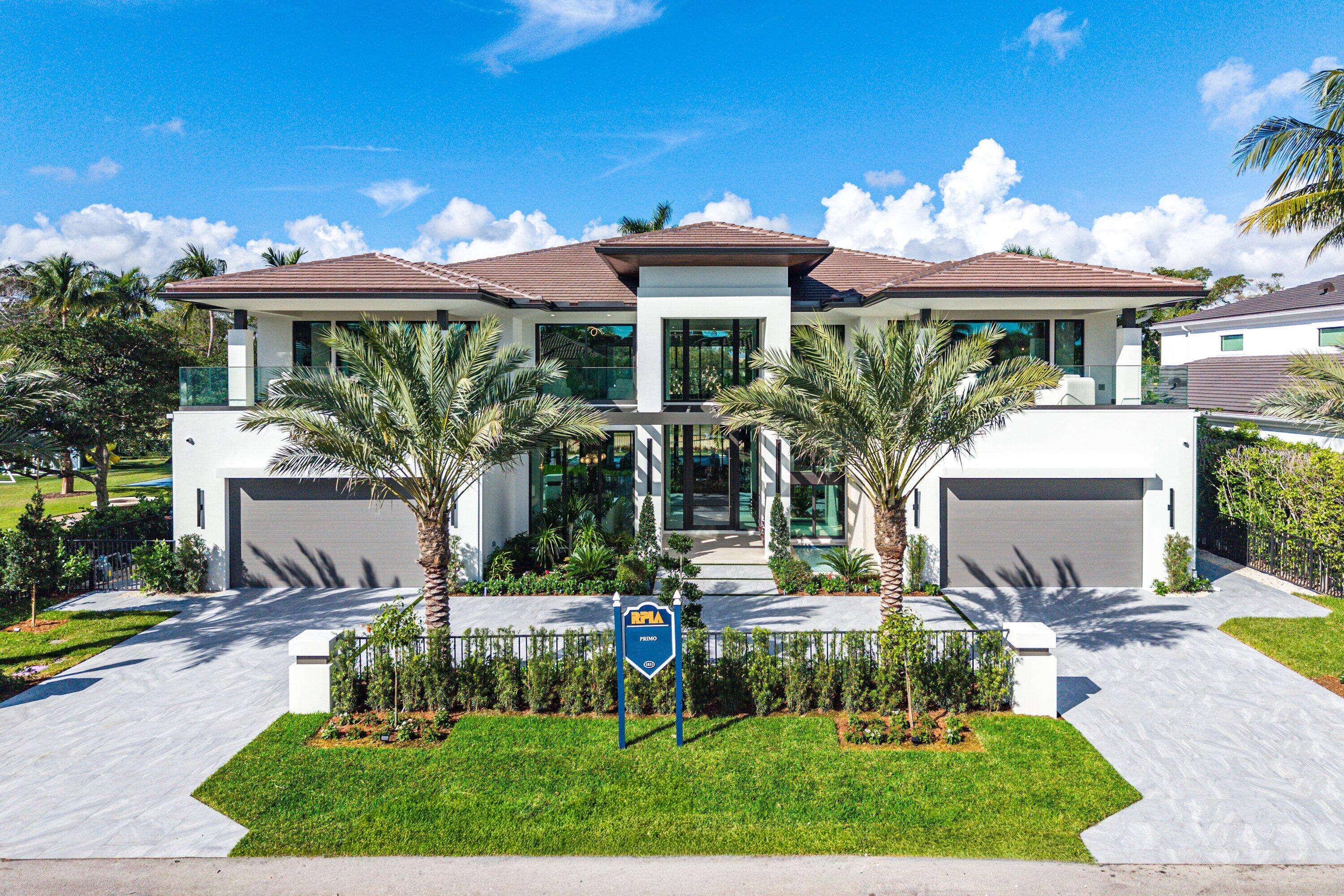 ROYAL PALM YACHT & COUNTRY CLUB - Residential