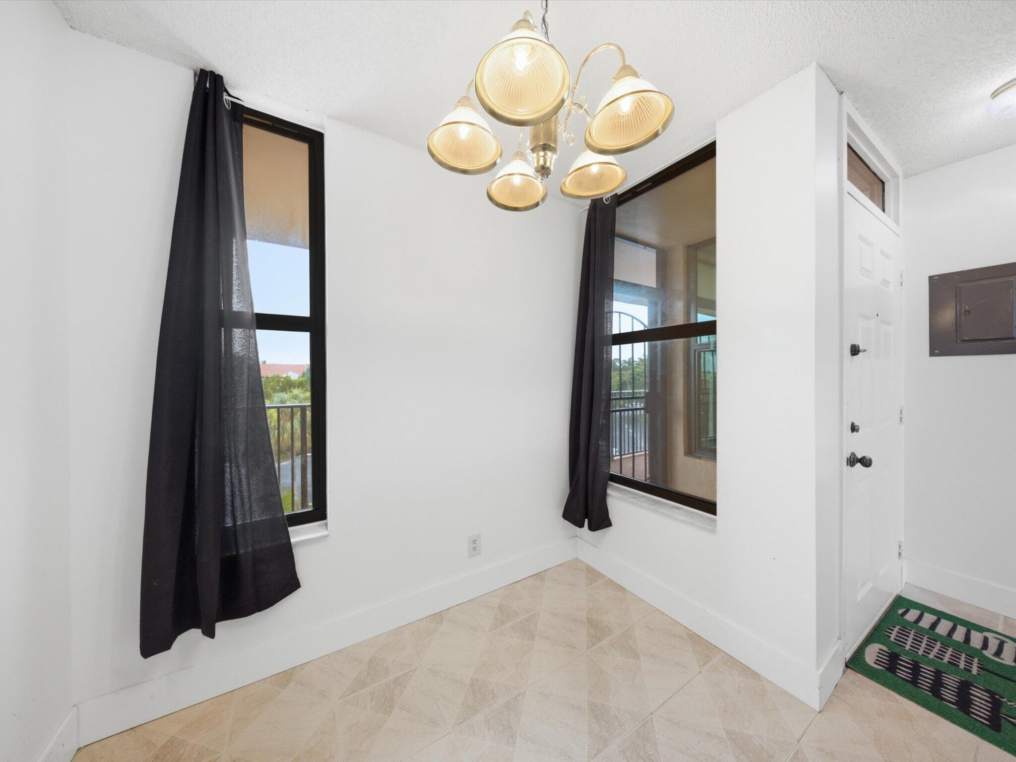 CORAL GATE X CONDO - Residential