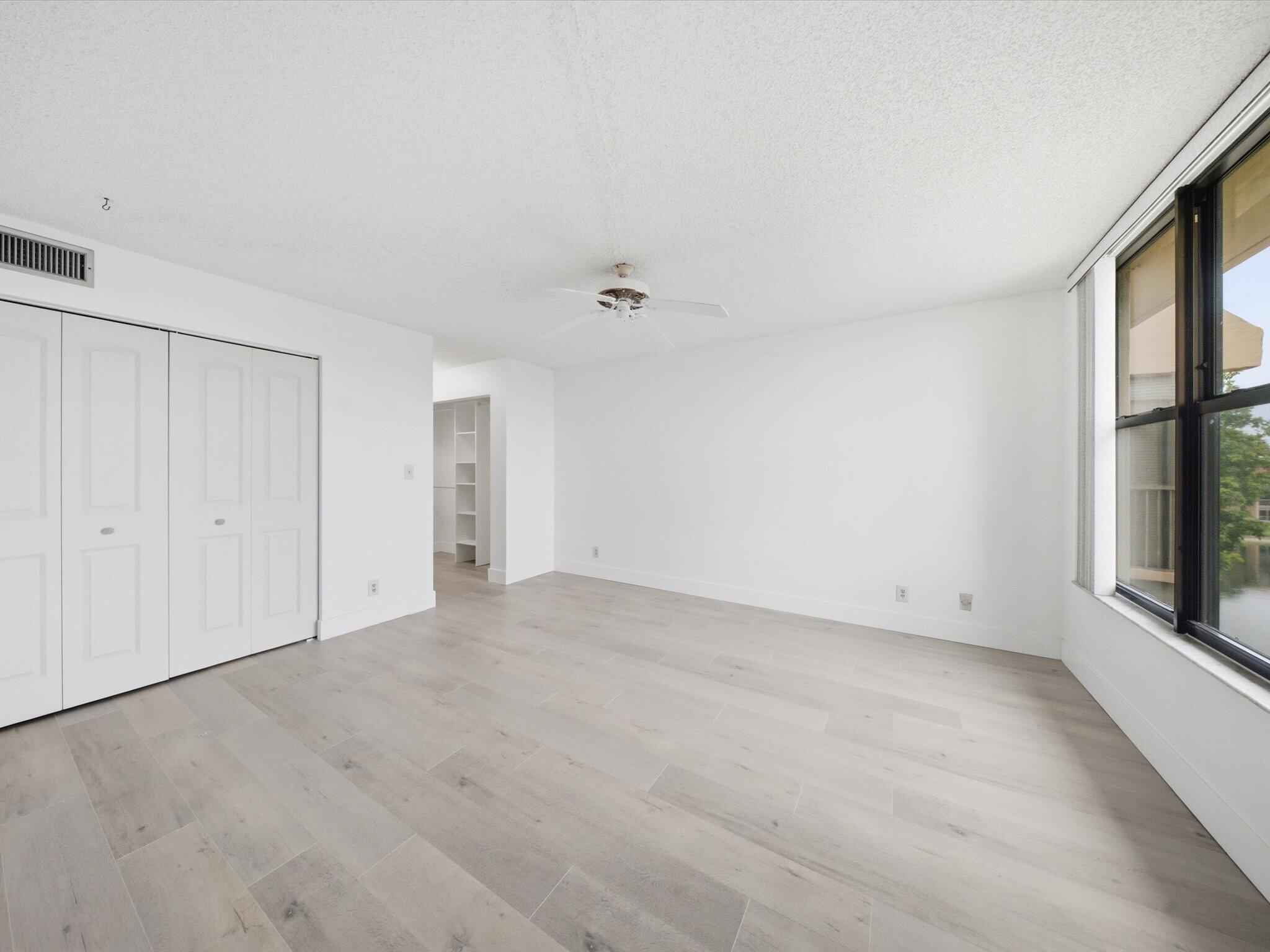 CORAL GATE X CONDO - Residential