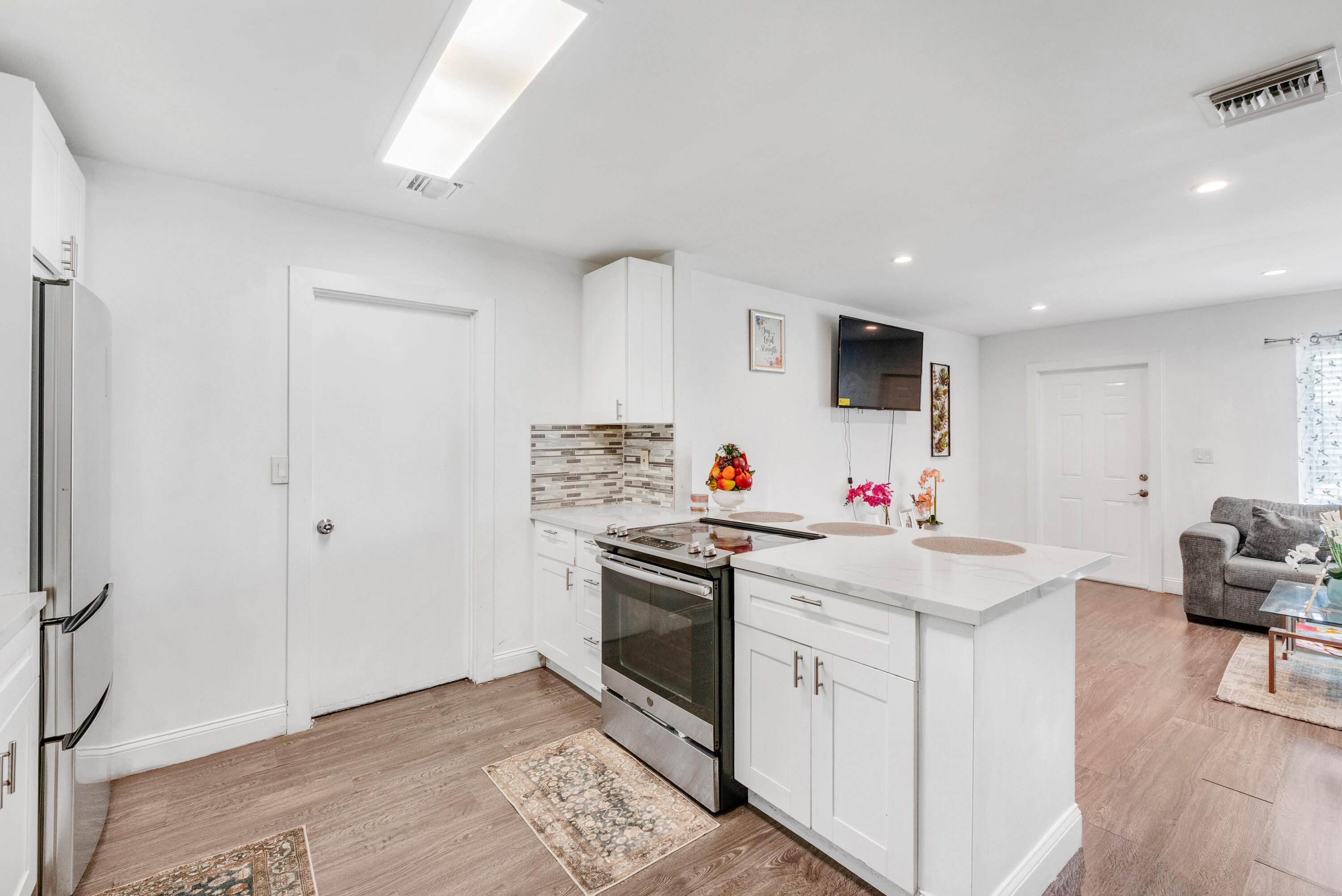 MAINLANDS OF TAMARAC LAKES - Residential