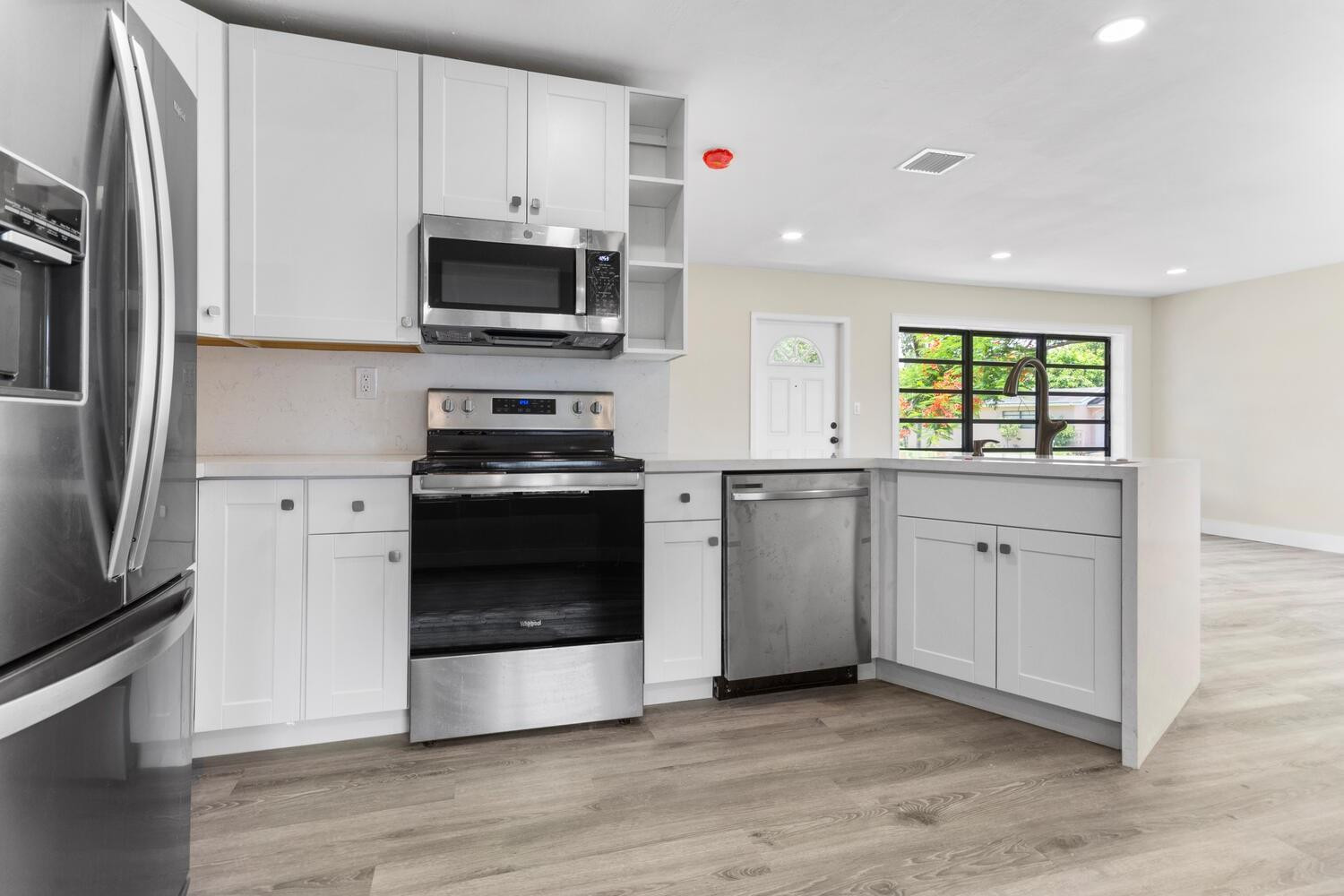Lauderdale Villas 29-37 B - Residential