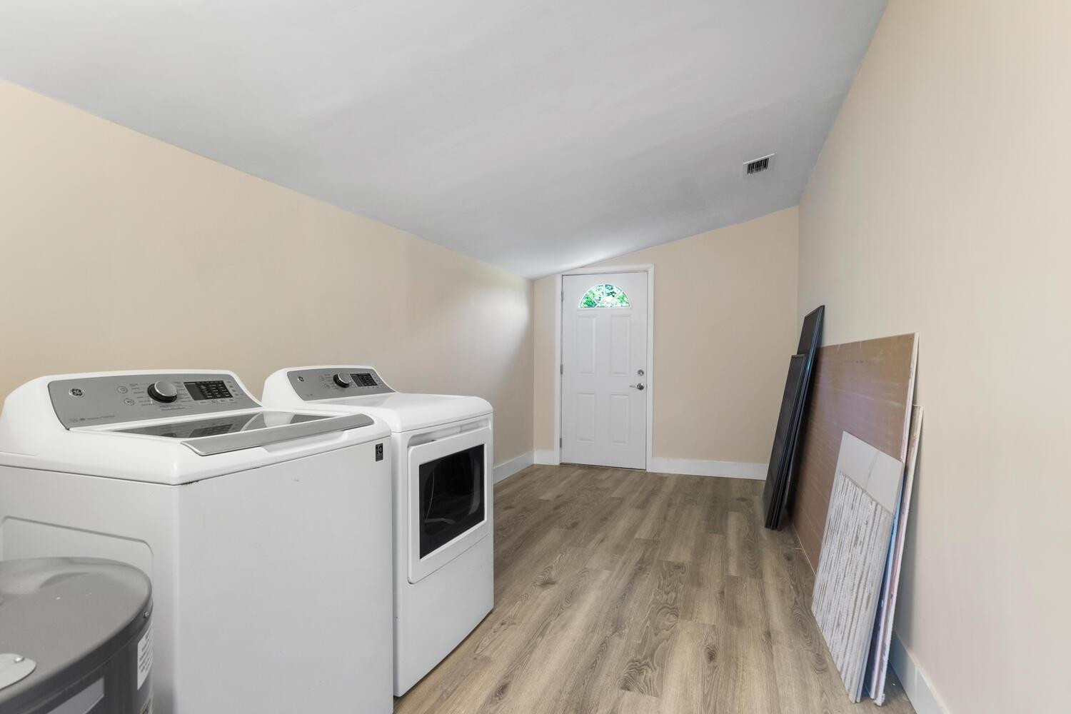 Lauderdale Villas 29-37 B - Residential