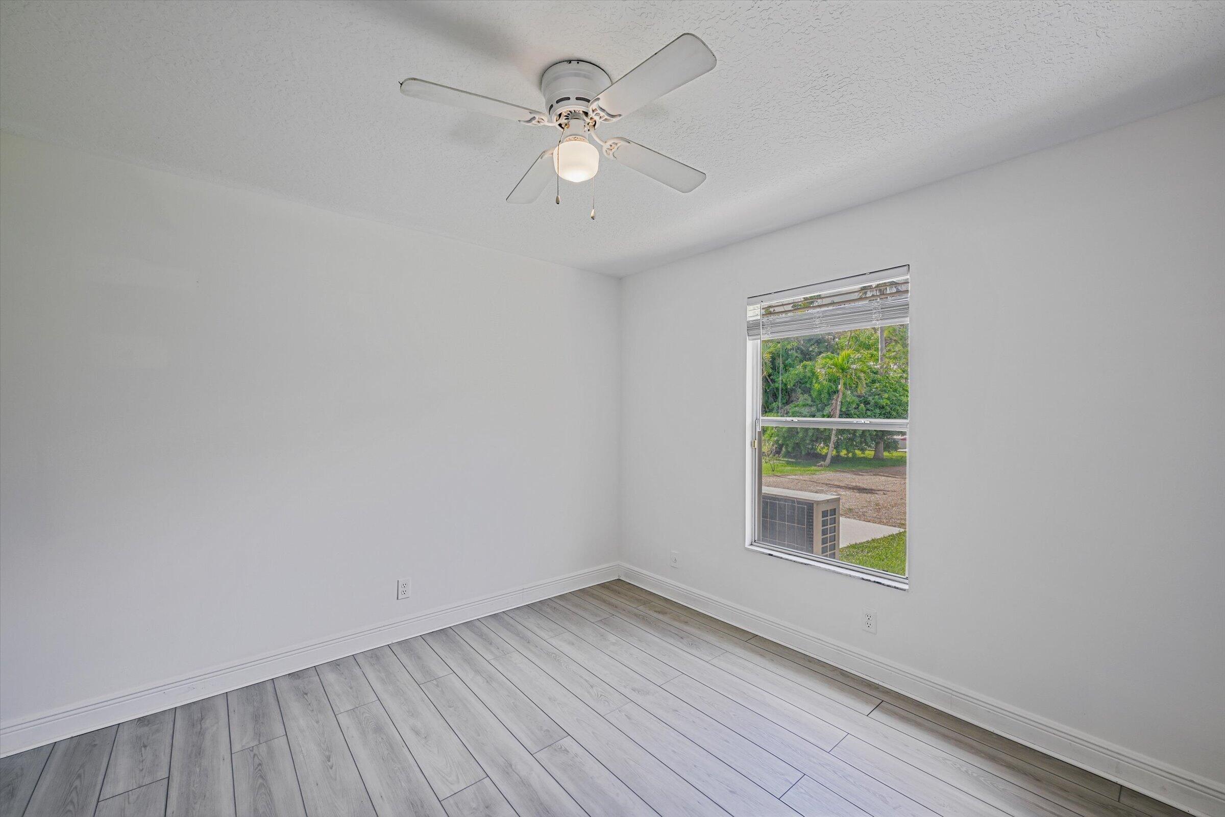 Palm Beach Country Estates - Residential