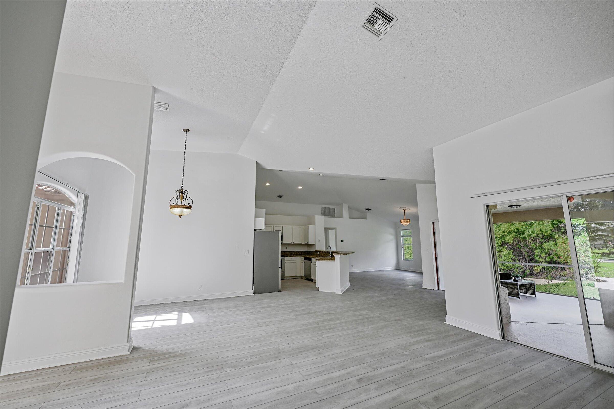 Palm Beach Country Estates - Residential