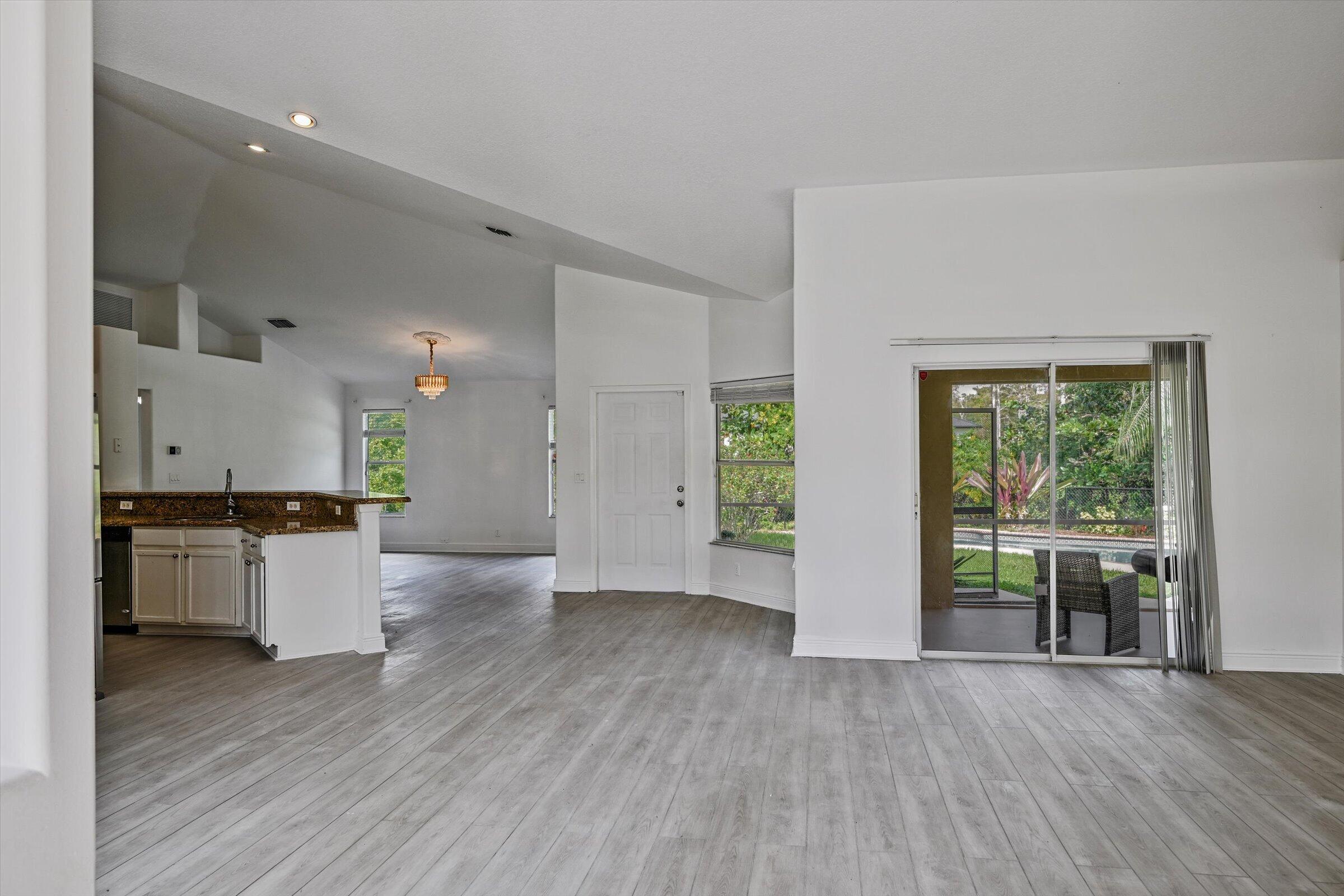 Palm Beach Country Estates - Residential