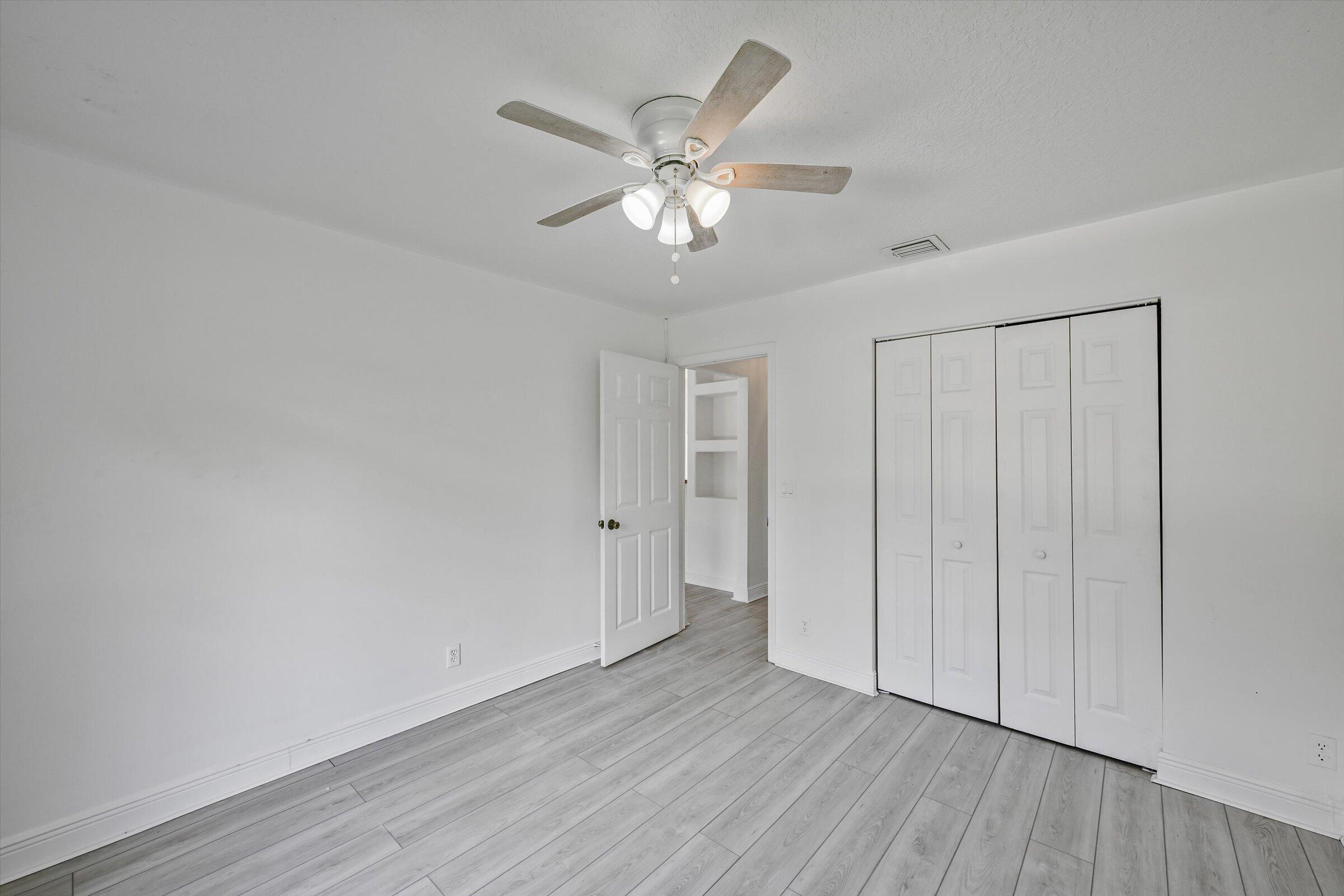 Palm Beach Country Estates - Residential