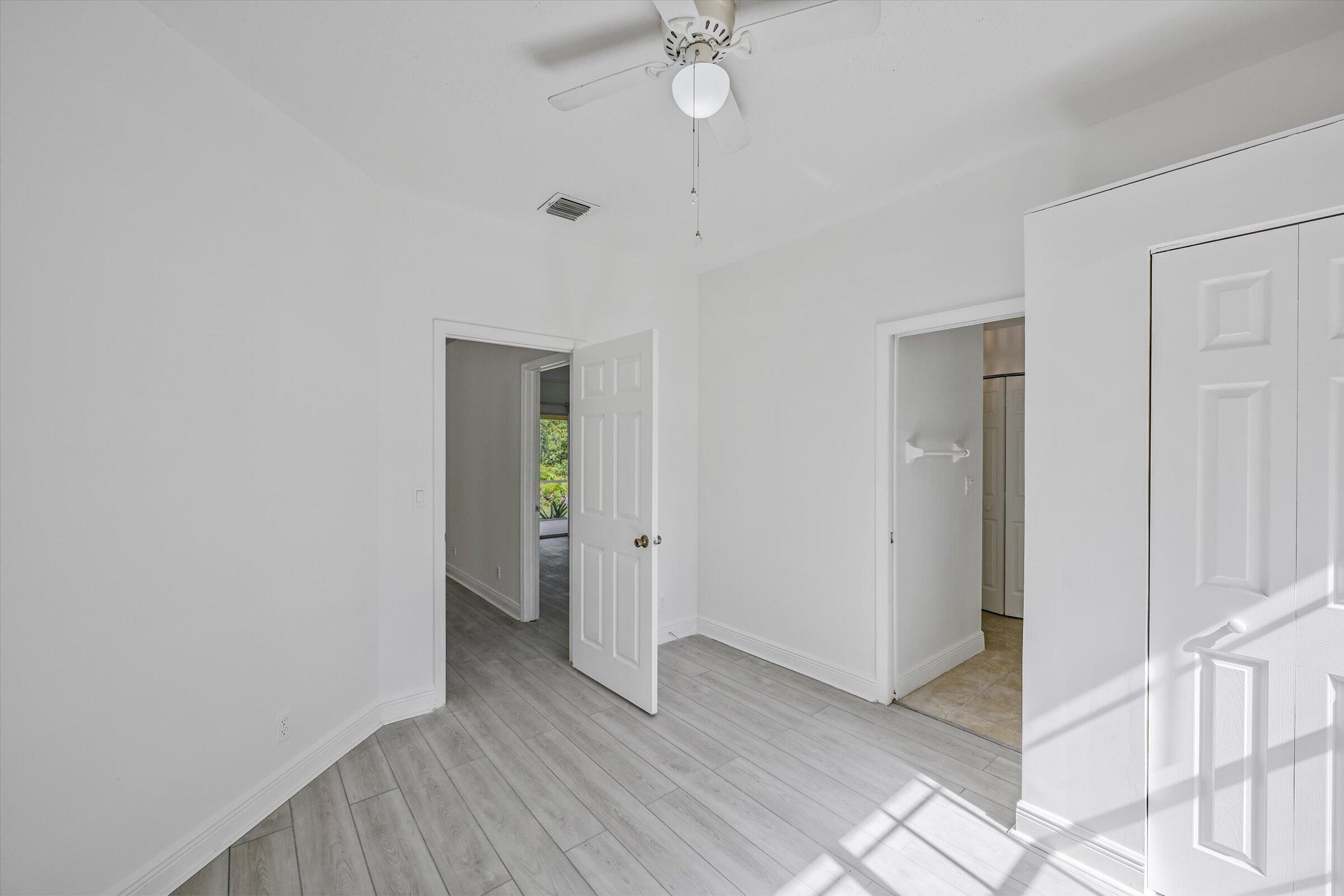 Palm Beach Country Estates - Residential