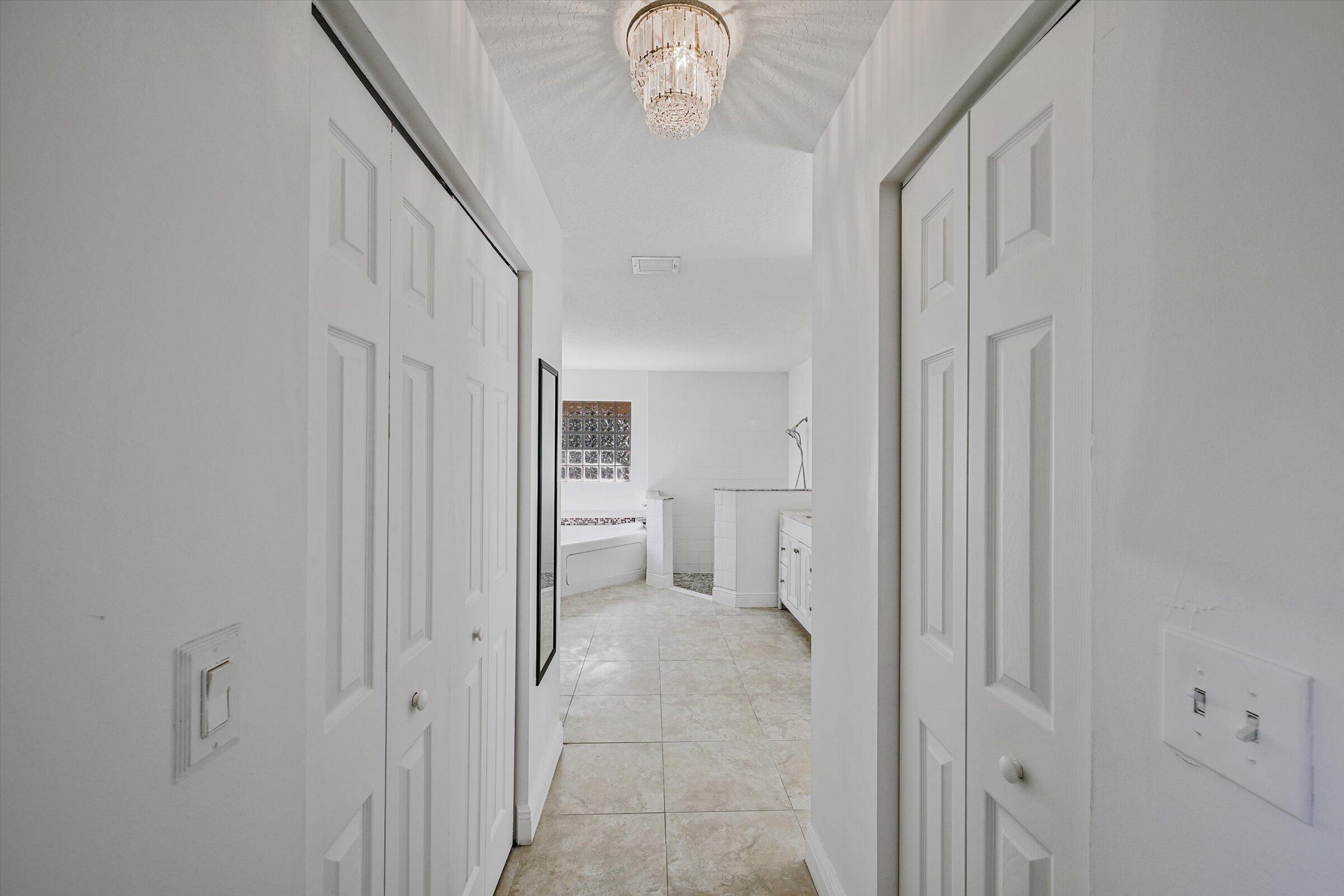 Palm Beach Country Estates - Residential