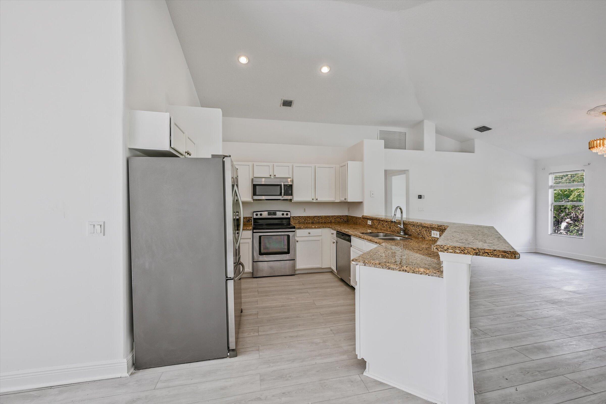 Palm Beach Country Estates - Residential