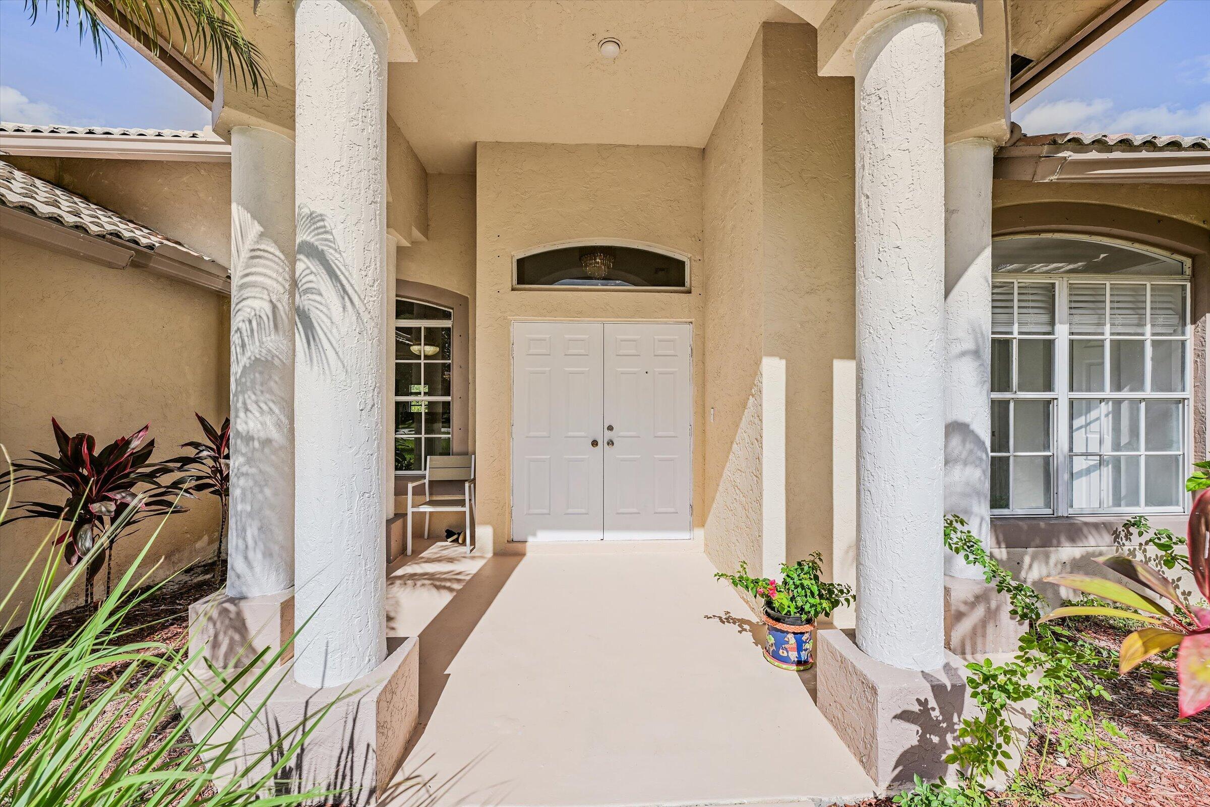 Palm Beach Country Estates - Residential