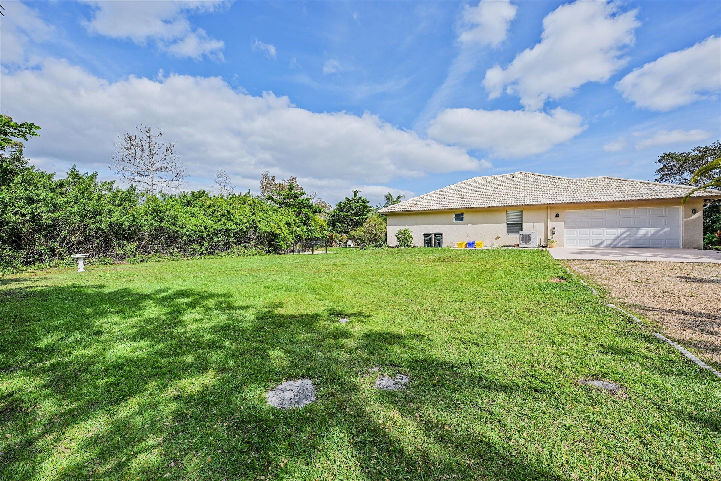Palm Beach Country Estates - Residential