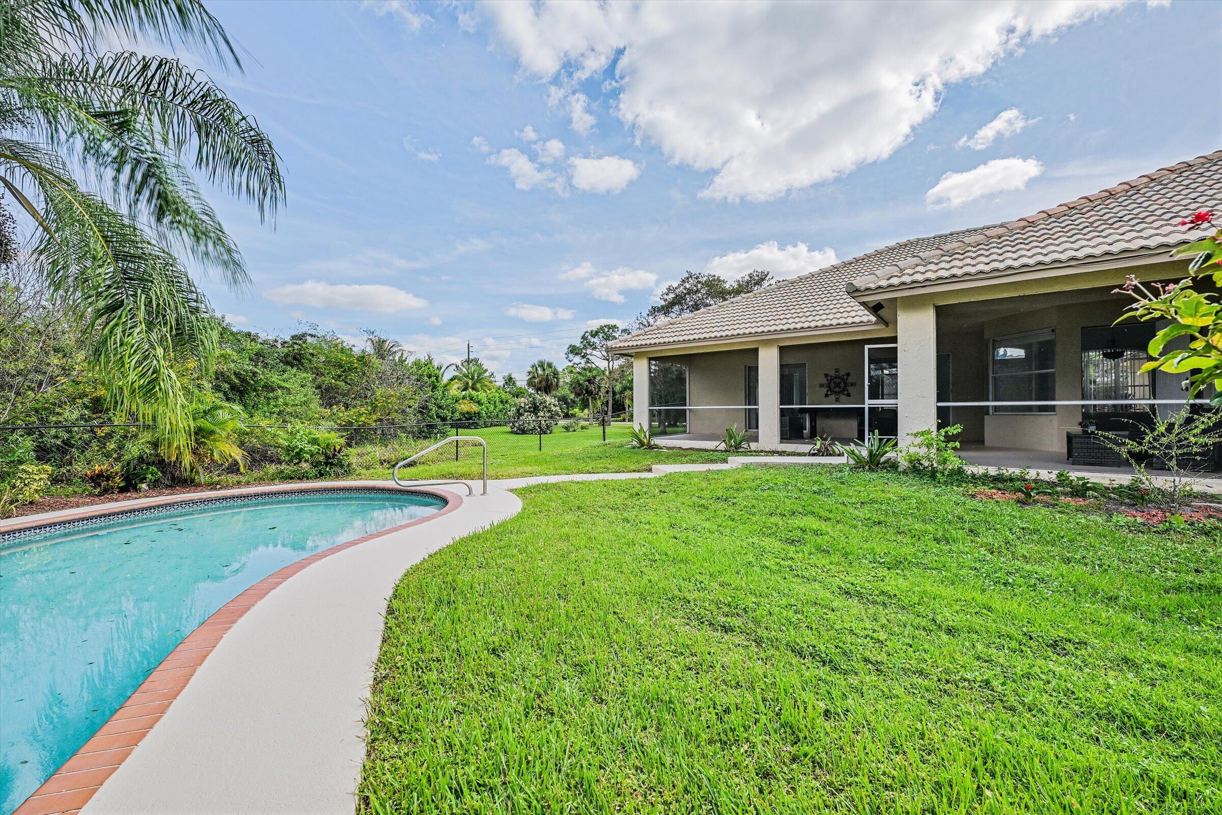 Palm Beach Country Estates - Residential