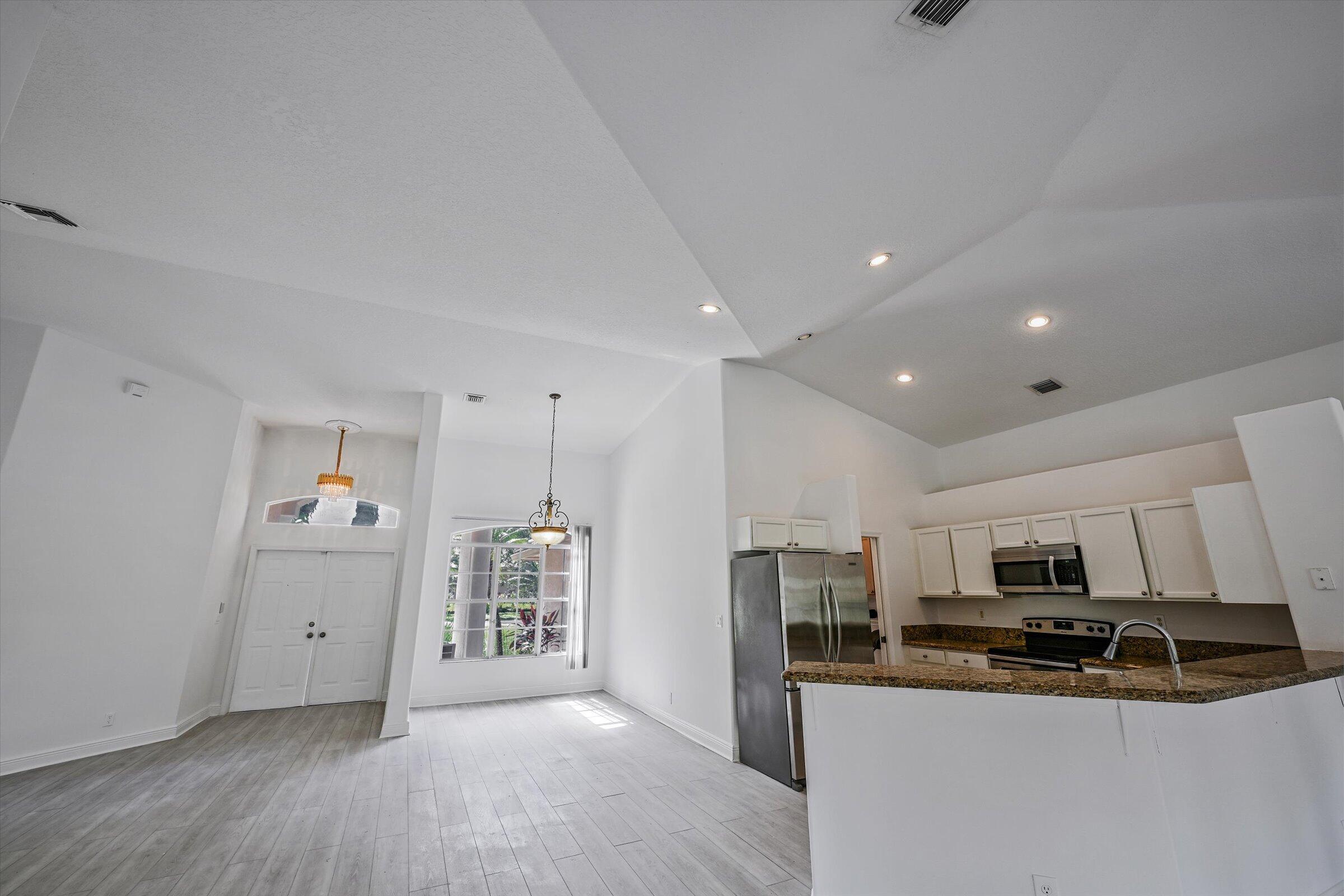 Palm Beach Country Estates - Residential