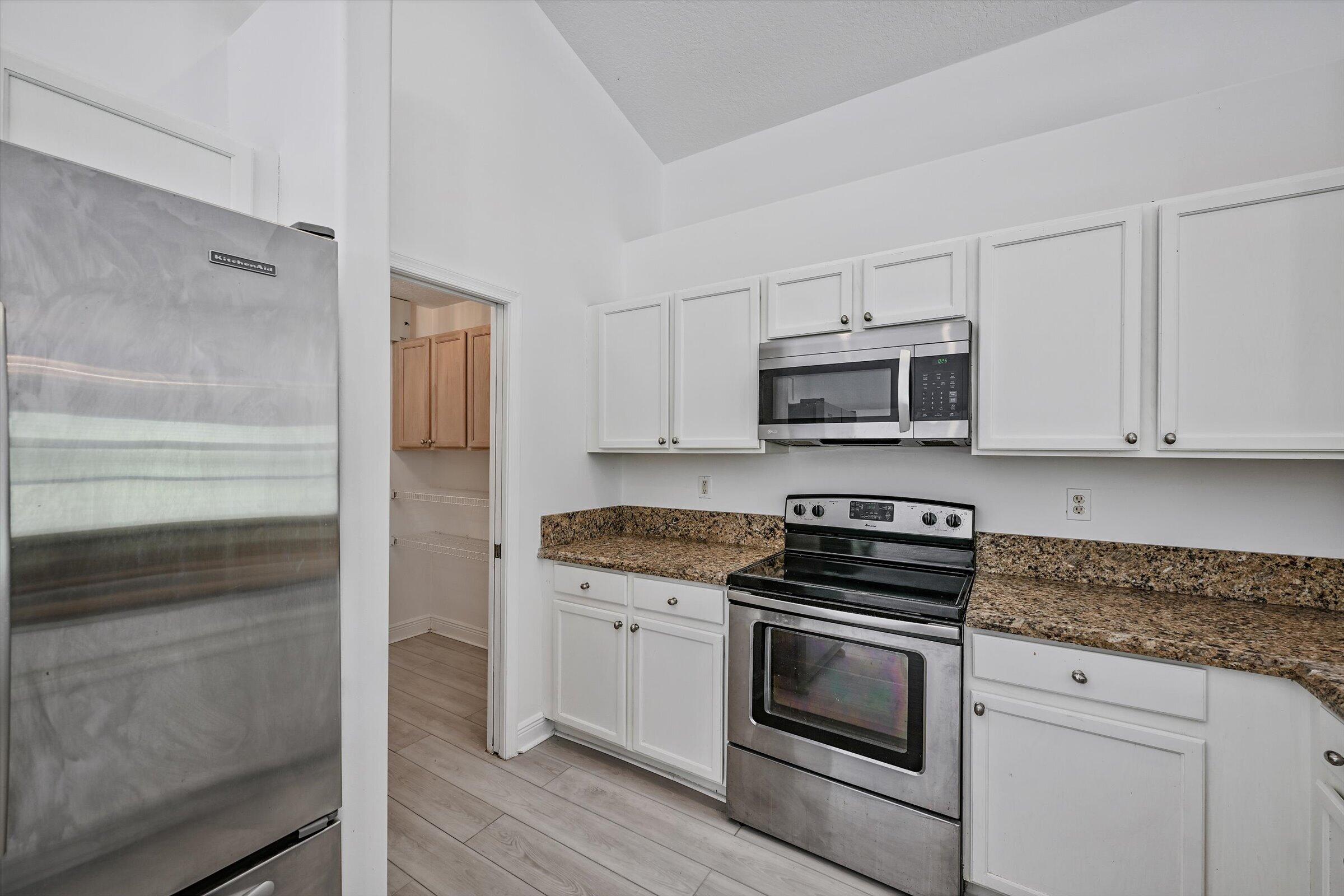 Palm Beach Country Estates - Residential
