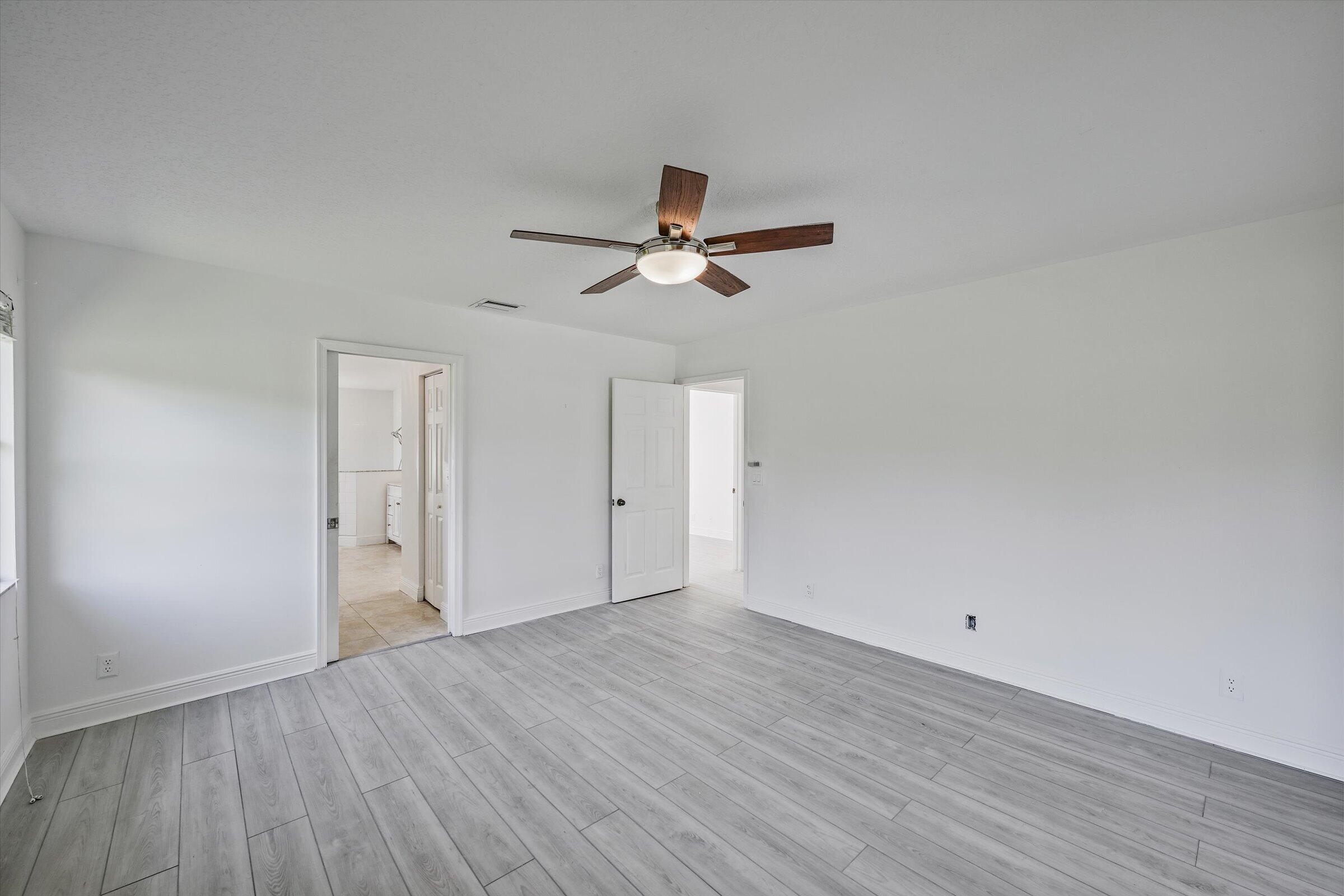 Palm Beach Country Estates - Residential