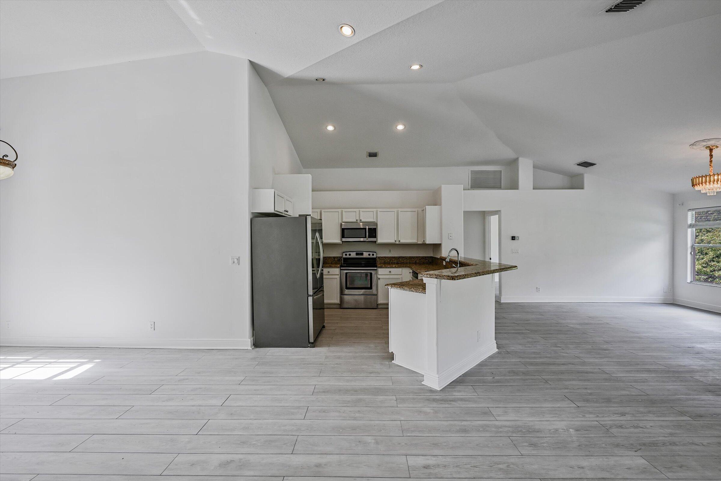 Palm Beach Country Estates - Residential