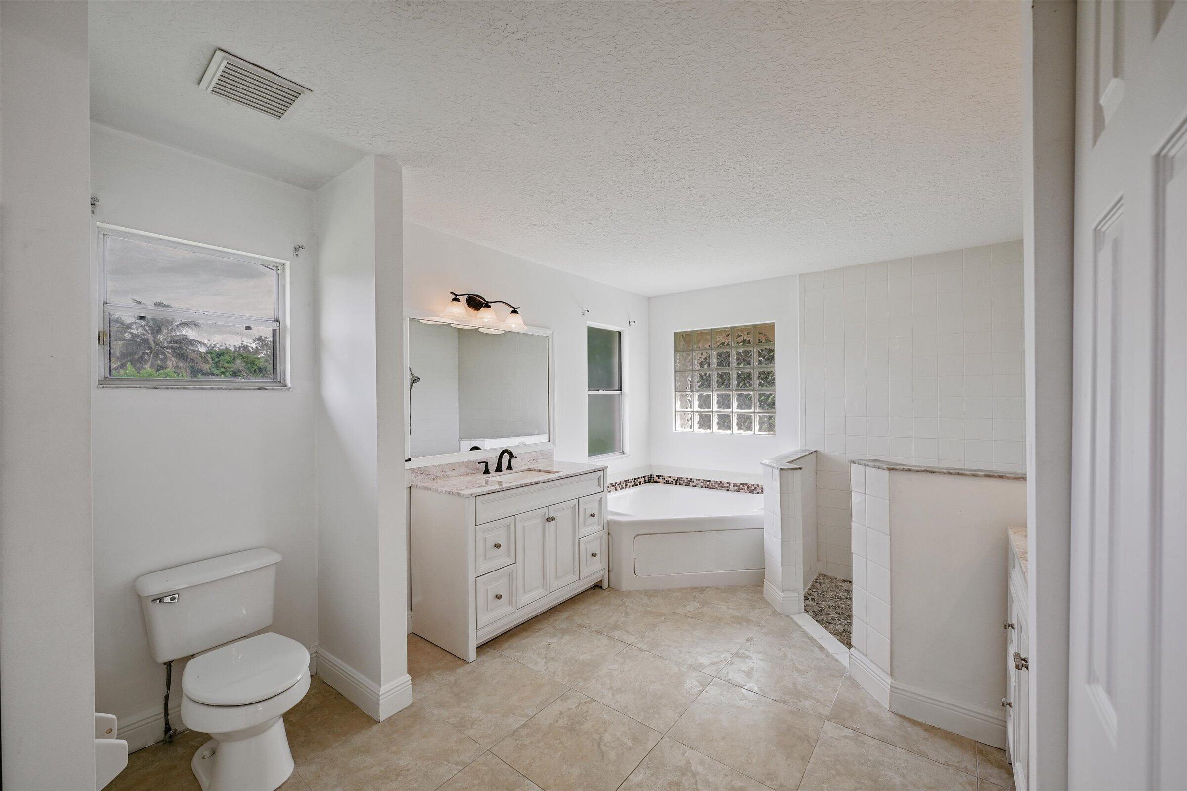 Palm Beach Country Estates - Residential