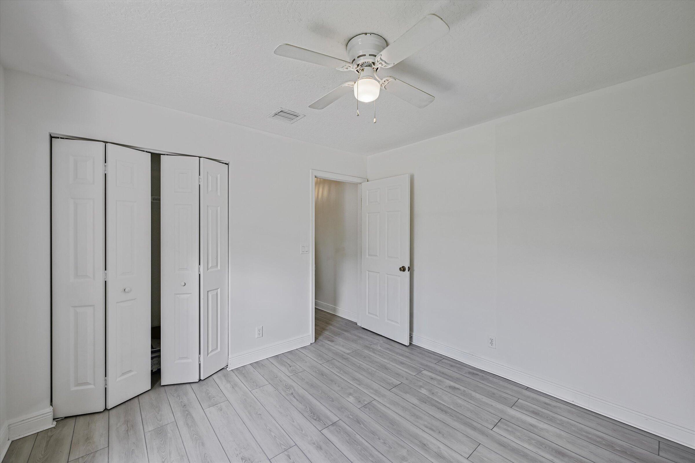 Palm Beach Country Estates - Residential