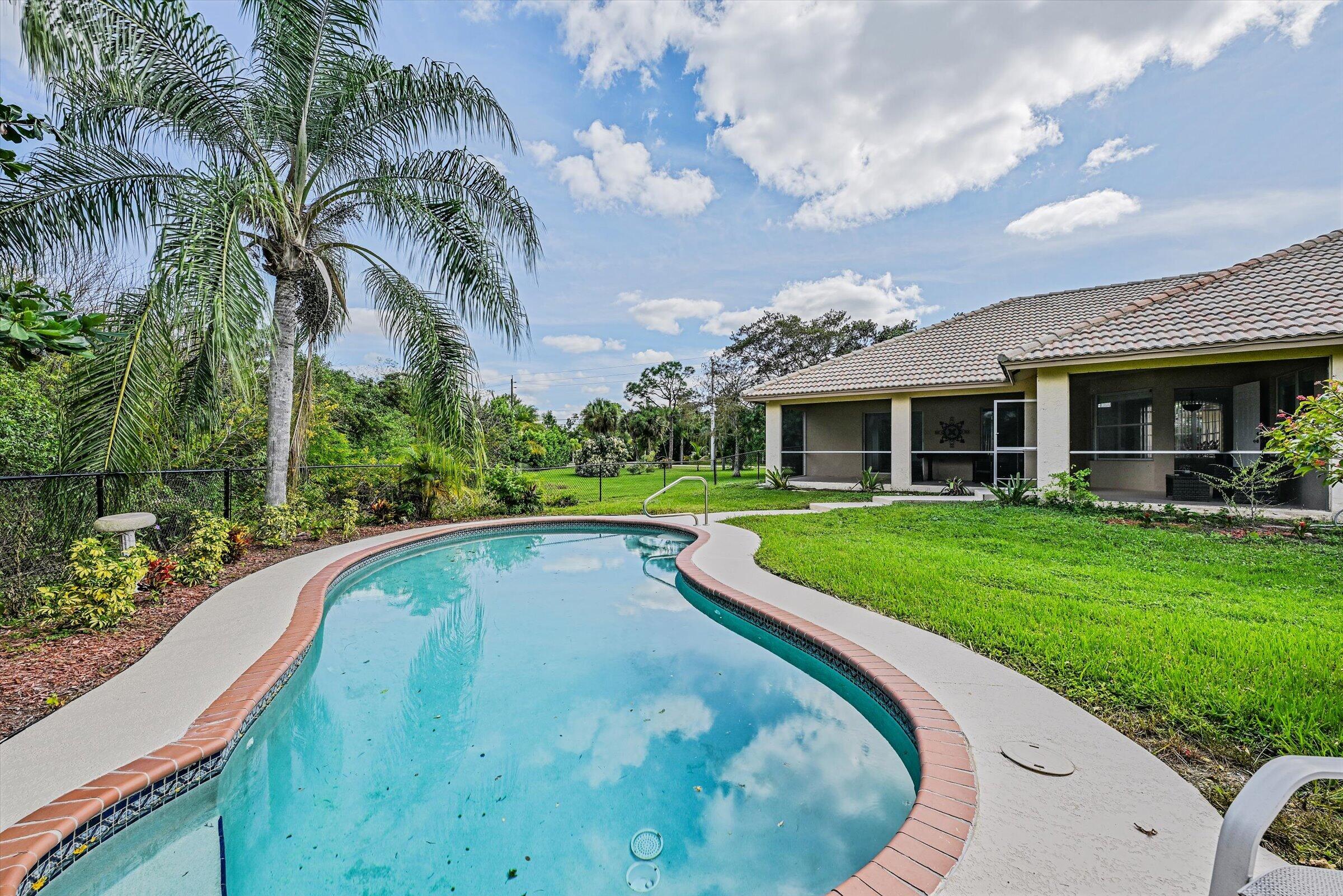 Palm Beach Country Estates - Residential