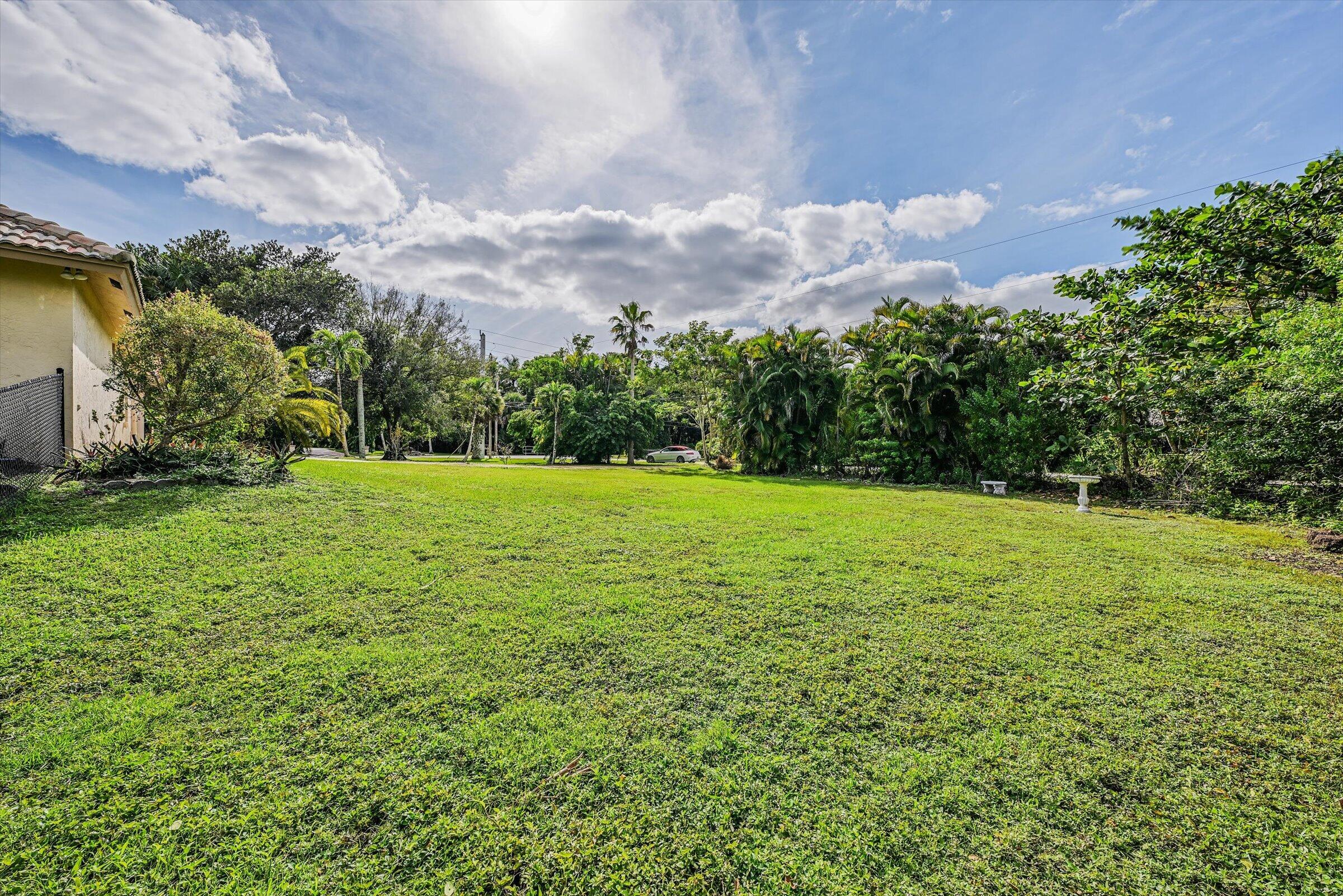Palm Beach Country Estates - Residential