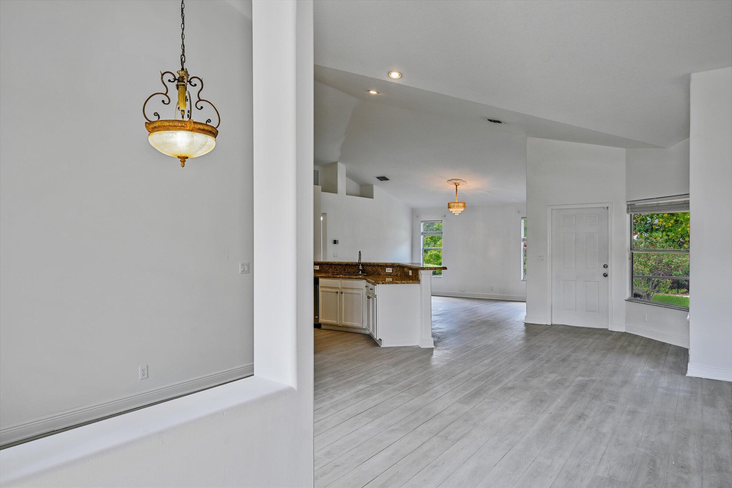 Palm Beach Country Estates - Residential
