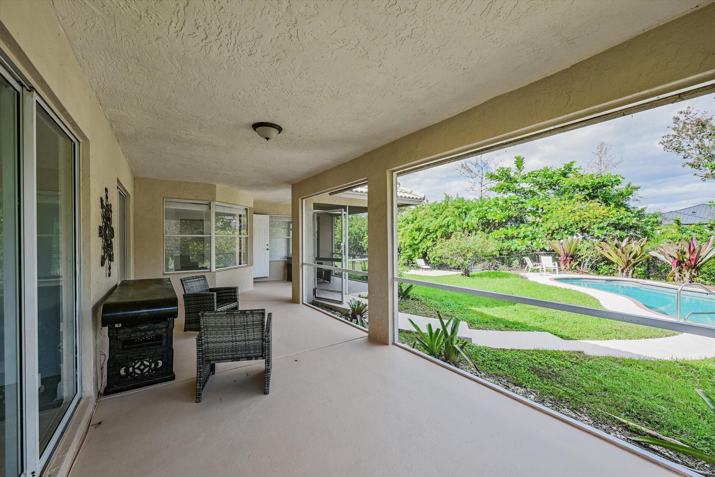 Palm Beach Country Estates - Residential