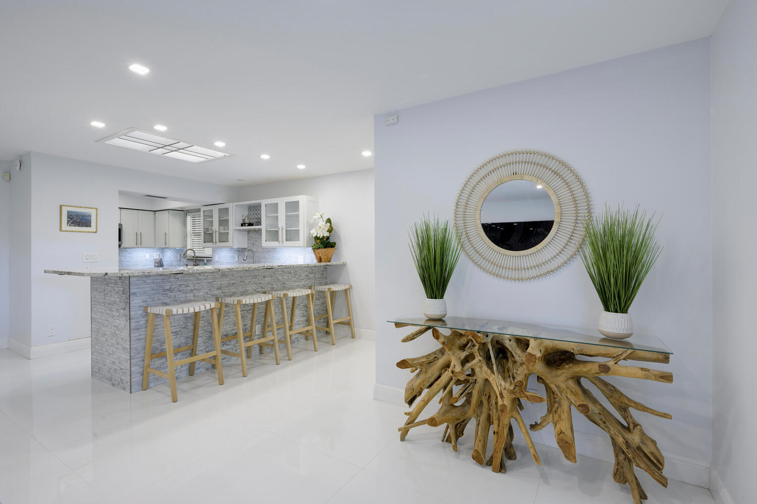 TWELVE OAKS CONDO - Residential