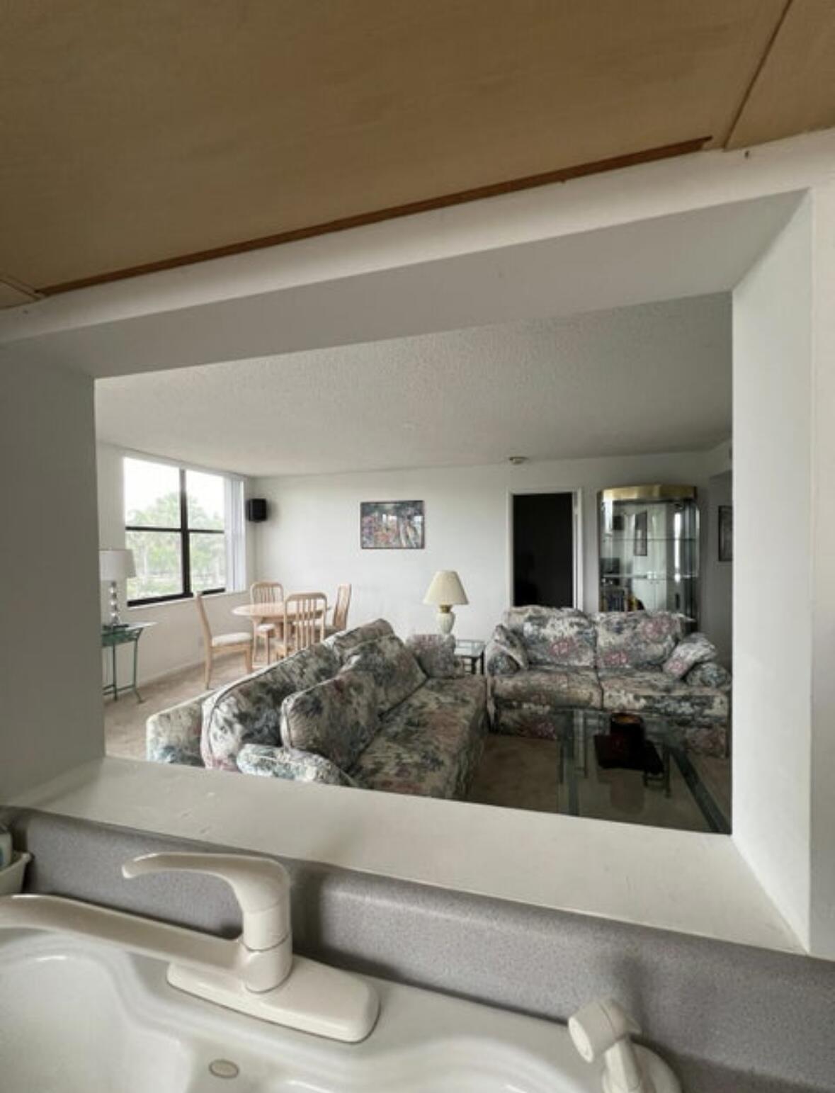 LAVERS DELRAY RACQUET CLUB CONDO - Residential