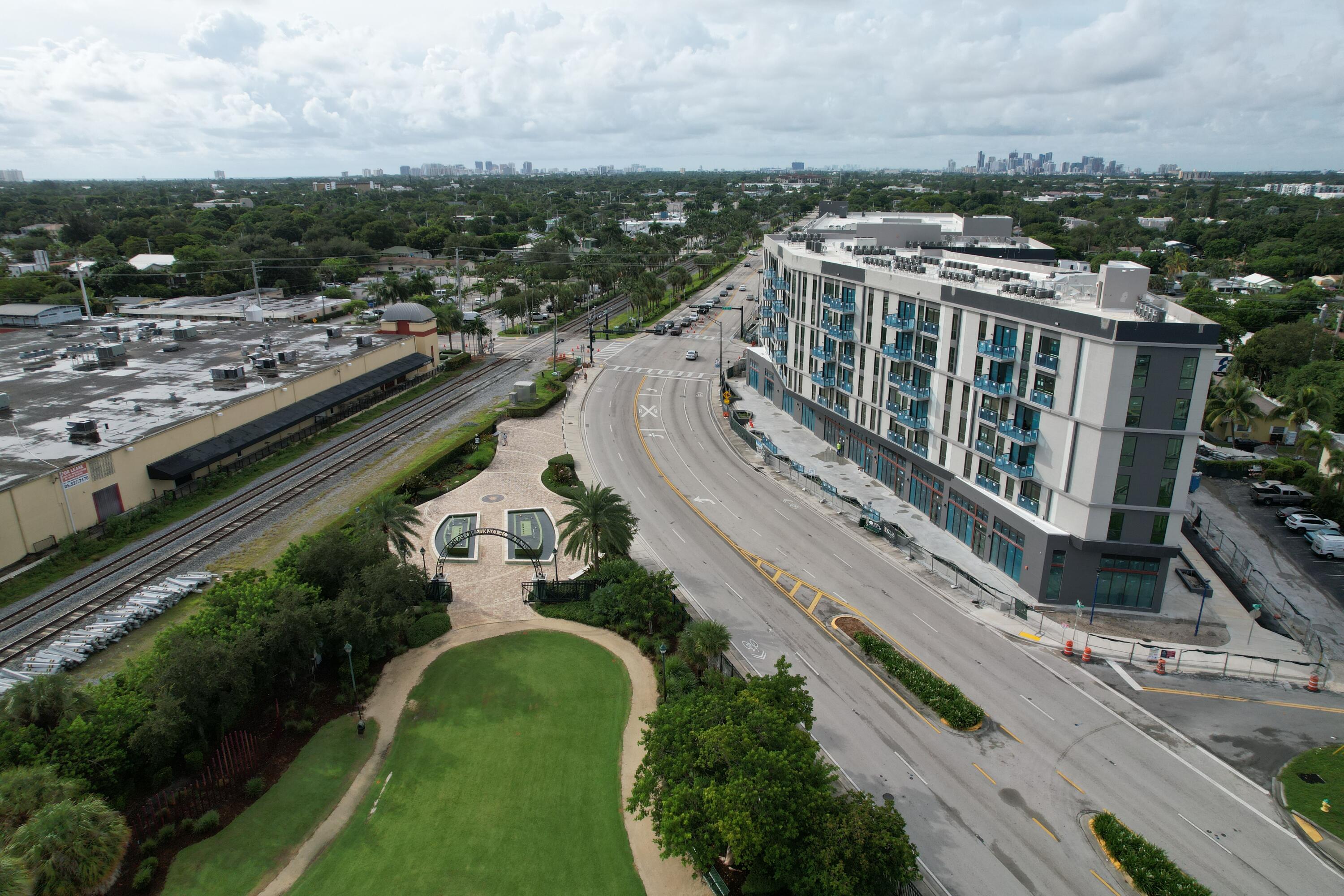 OAKLAND PARK SECOND ADD - Residential Income