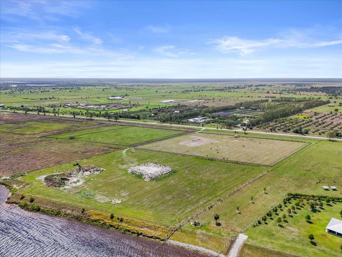 BOX RANCH GROVES - Land
