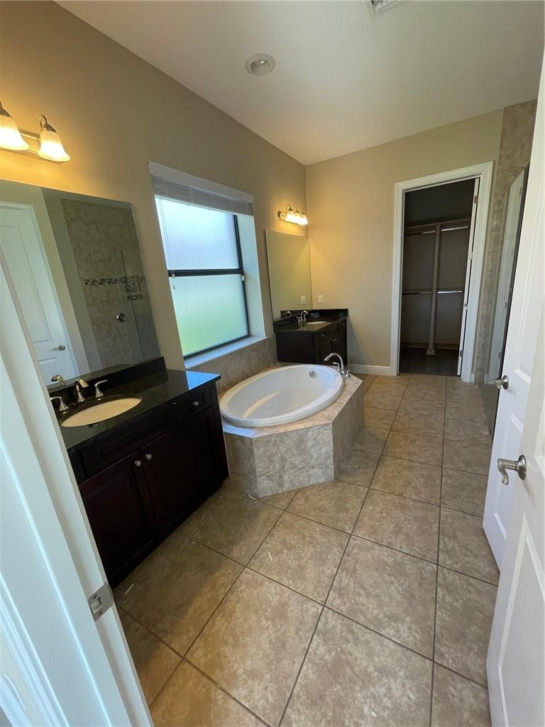 Heron Bay North 4 - Residential Lease