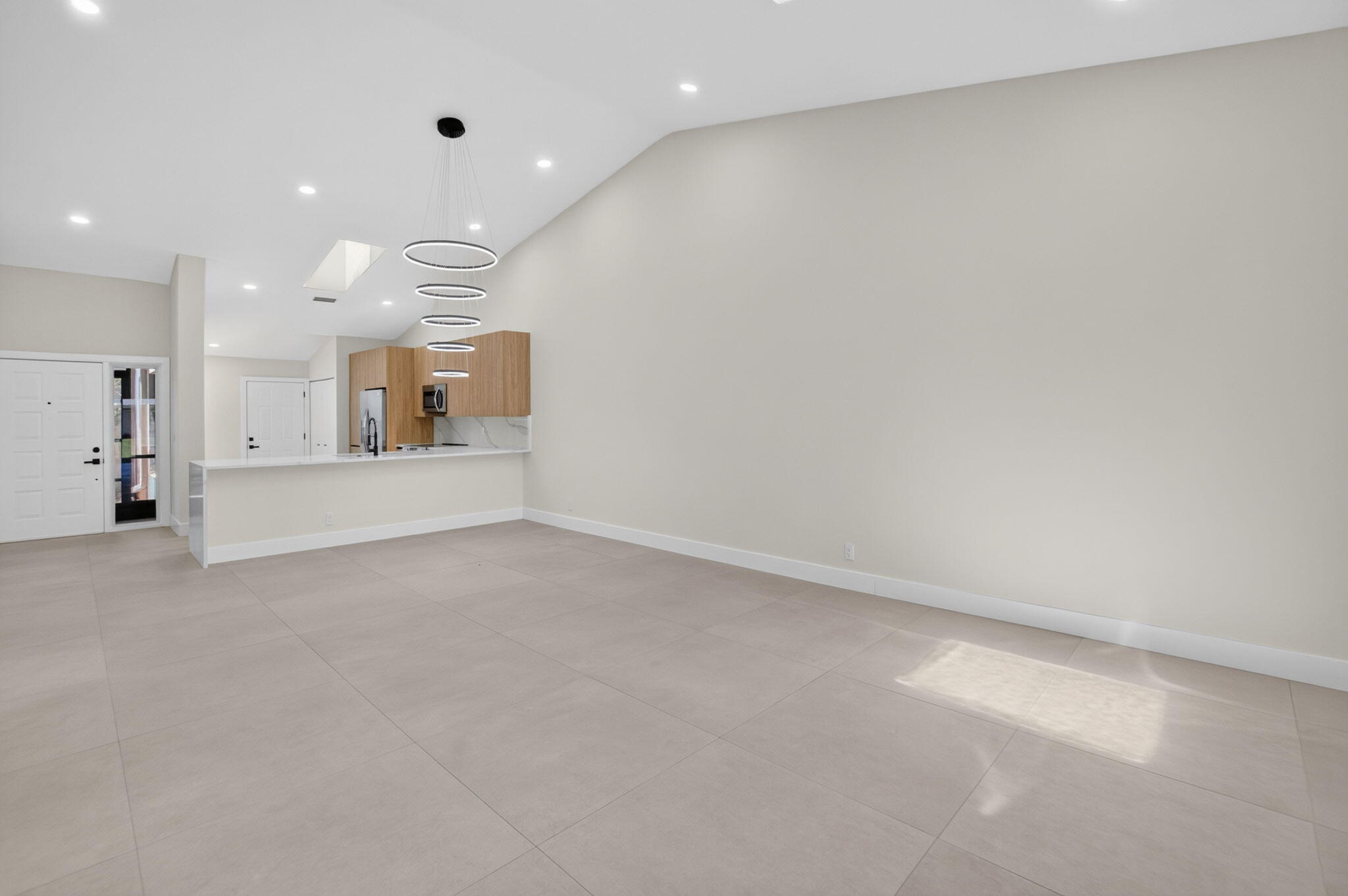 WHISPER WALK SEC E CONDO - Residential