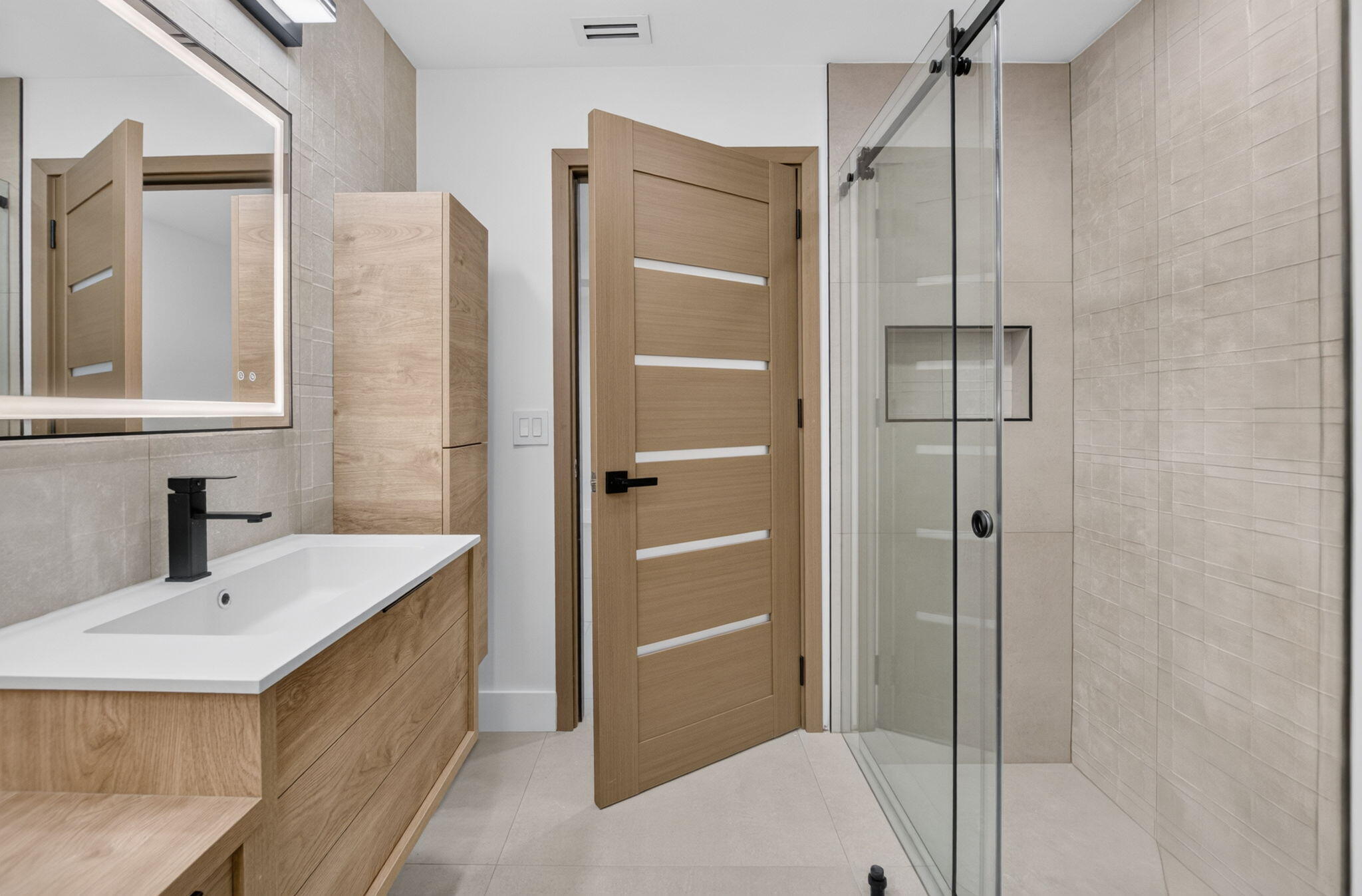WHISPER WALK SEC E CONDO - Residential
