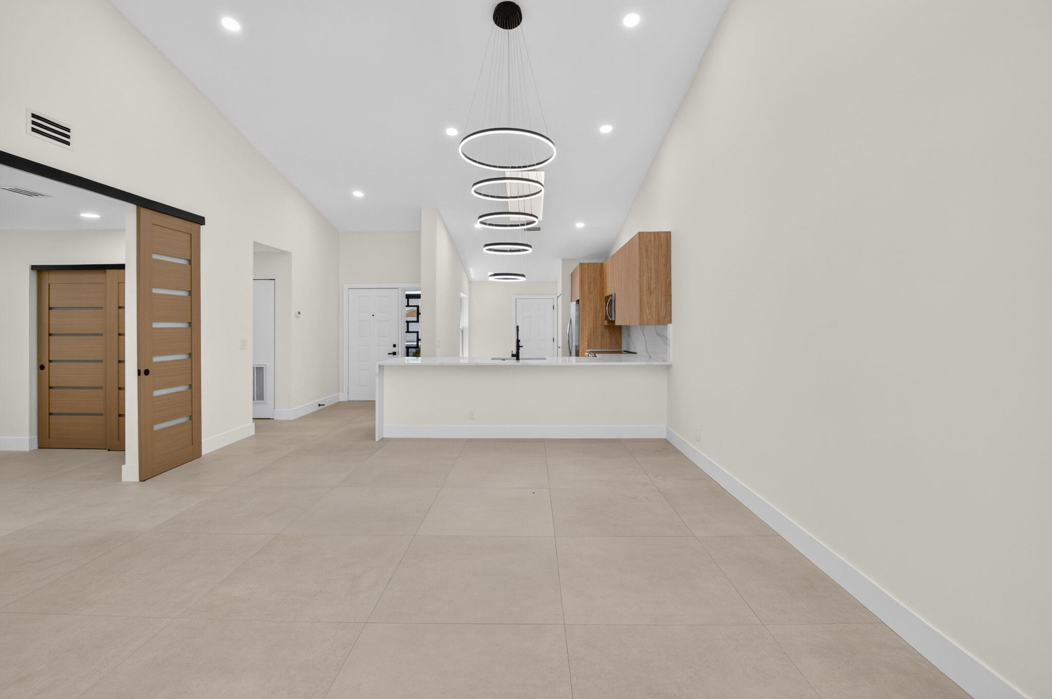 WHISPER WALK SEC E CONDO - Residential