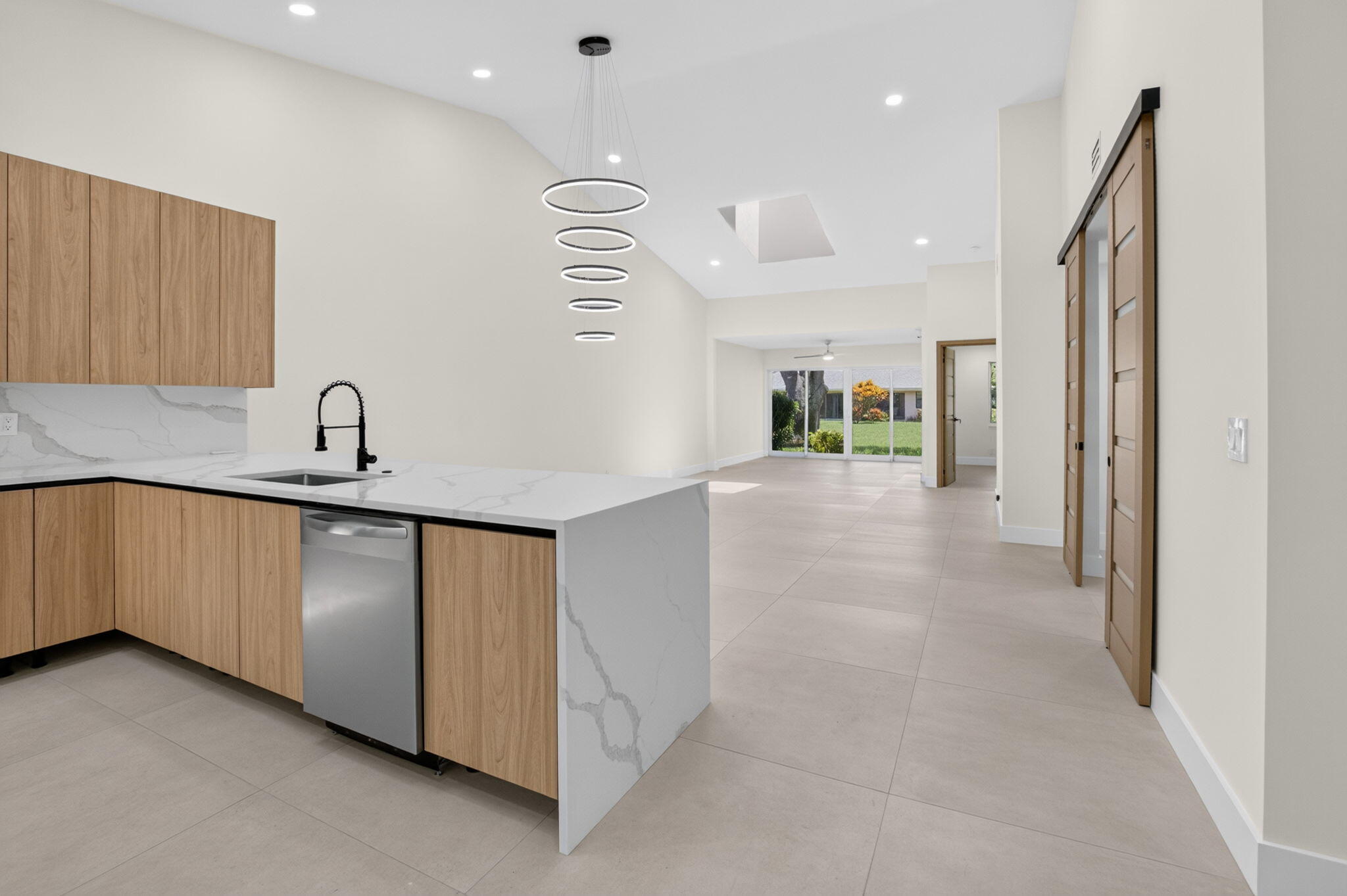 WHISPER WALK SEC E CONDO - Residential